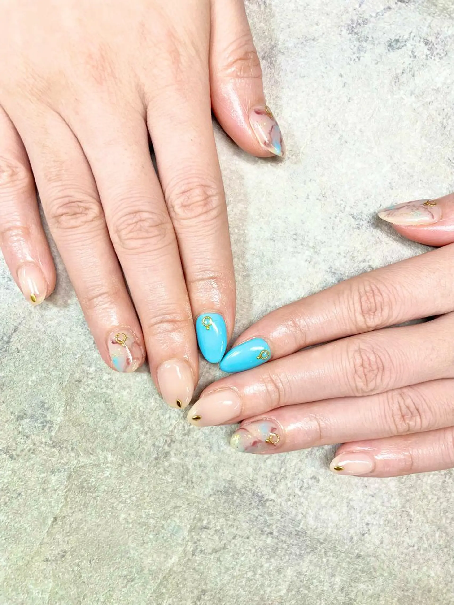 ネイル ブルー 春ネイル ハンドネイル FASTNAIL PLUS 新宿店のネイルデザイン