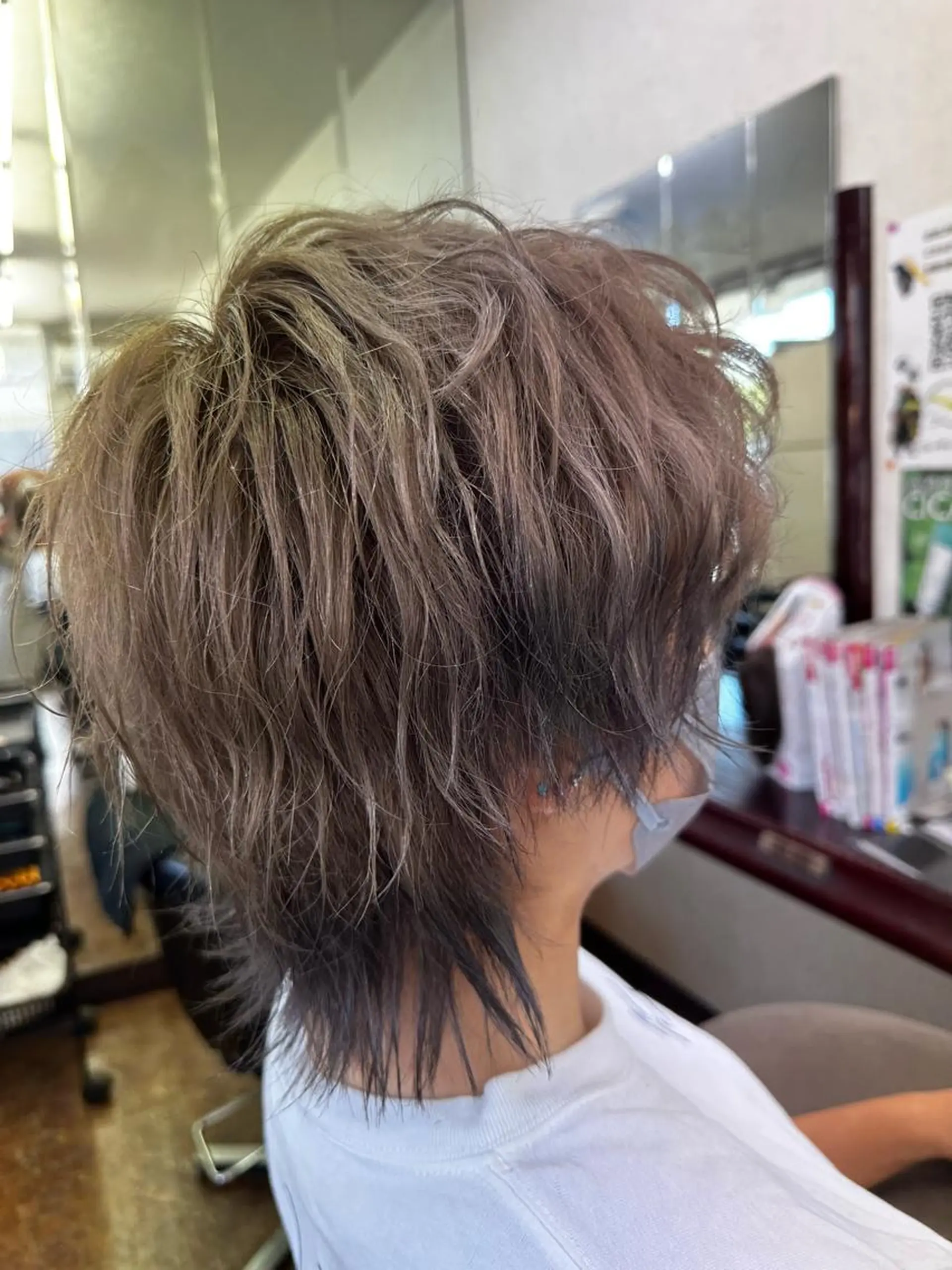 ショート カラー グレージュ 後藤 弓佳のヘアスタイル