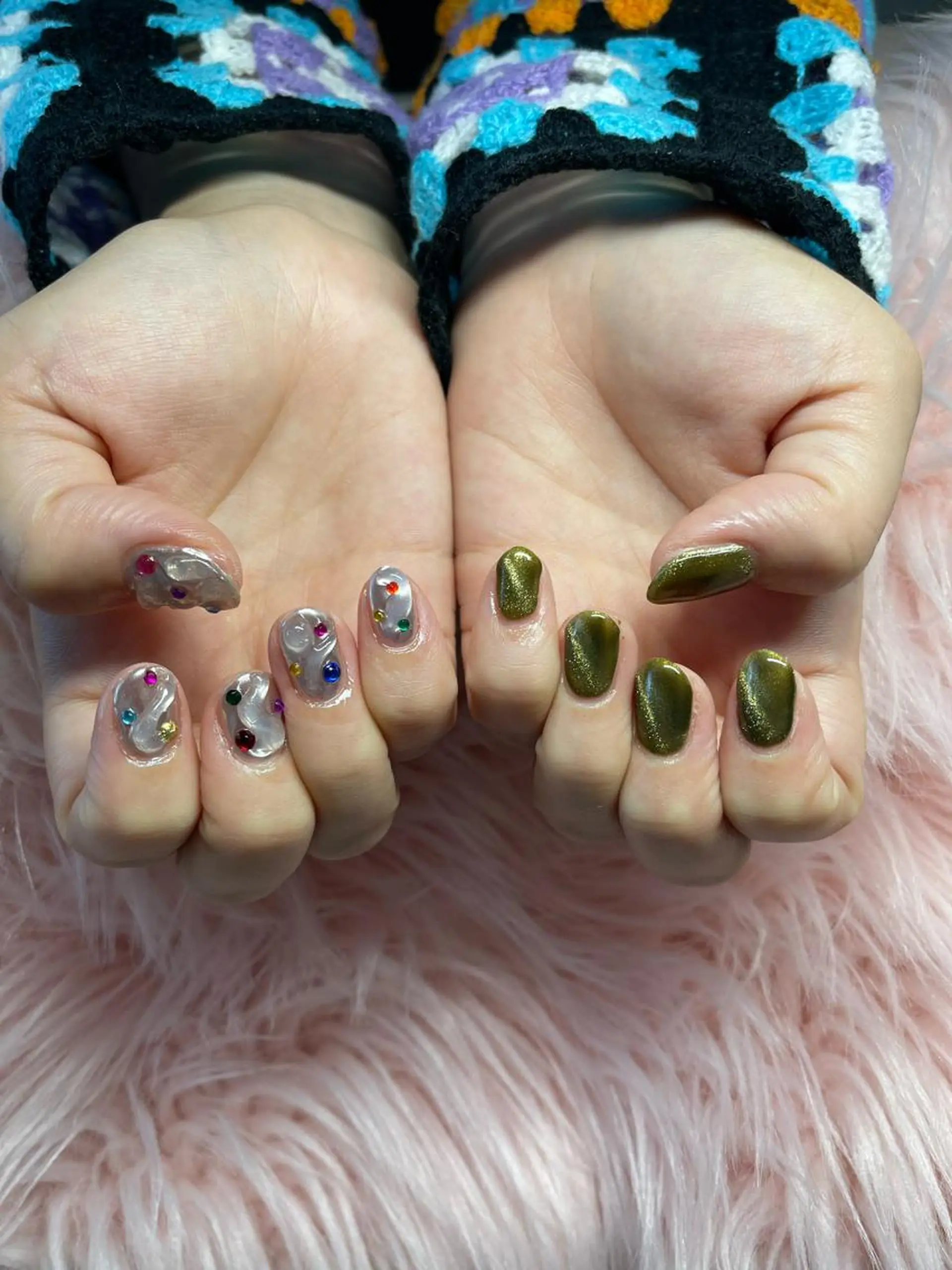 ネイル グリーン マグネットネイル ニュアンスネイル ネイルサロンキュアイスト所属・キュアイスト アコパラジェル調布のネイルデザイン