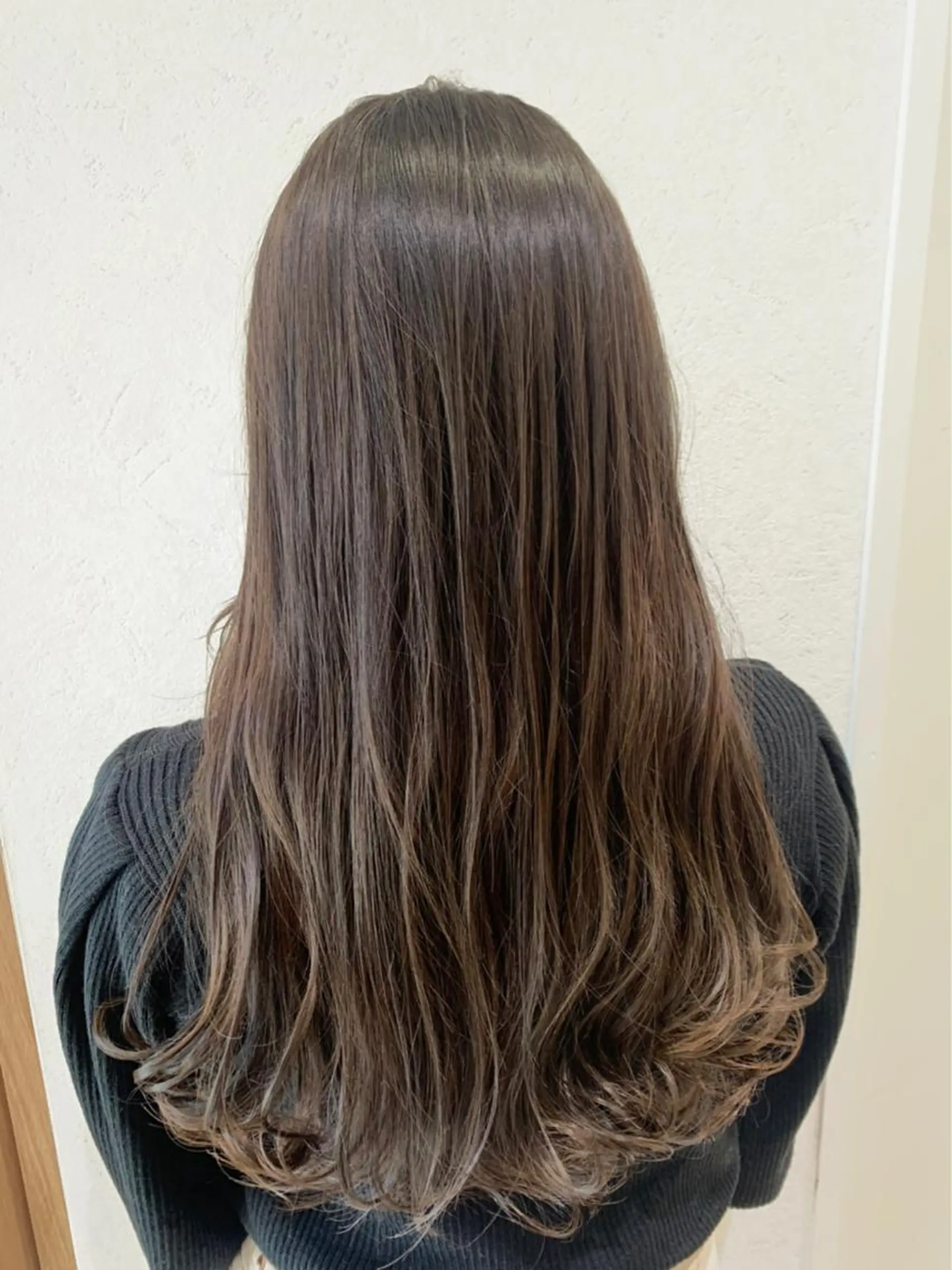 ロング カラー アディクシーカラー ハイライトカラー ハイライト スズキ シオリのヘアスタイル