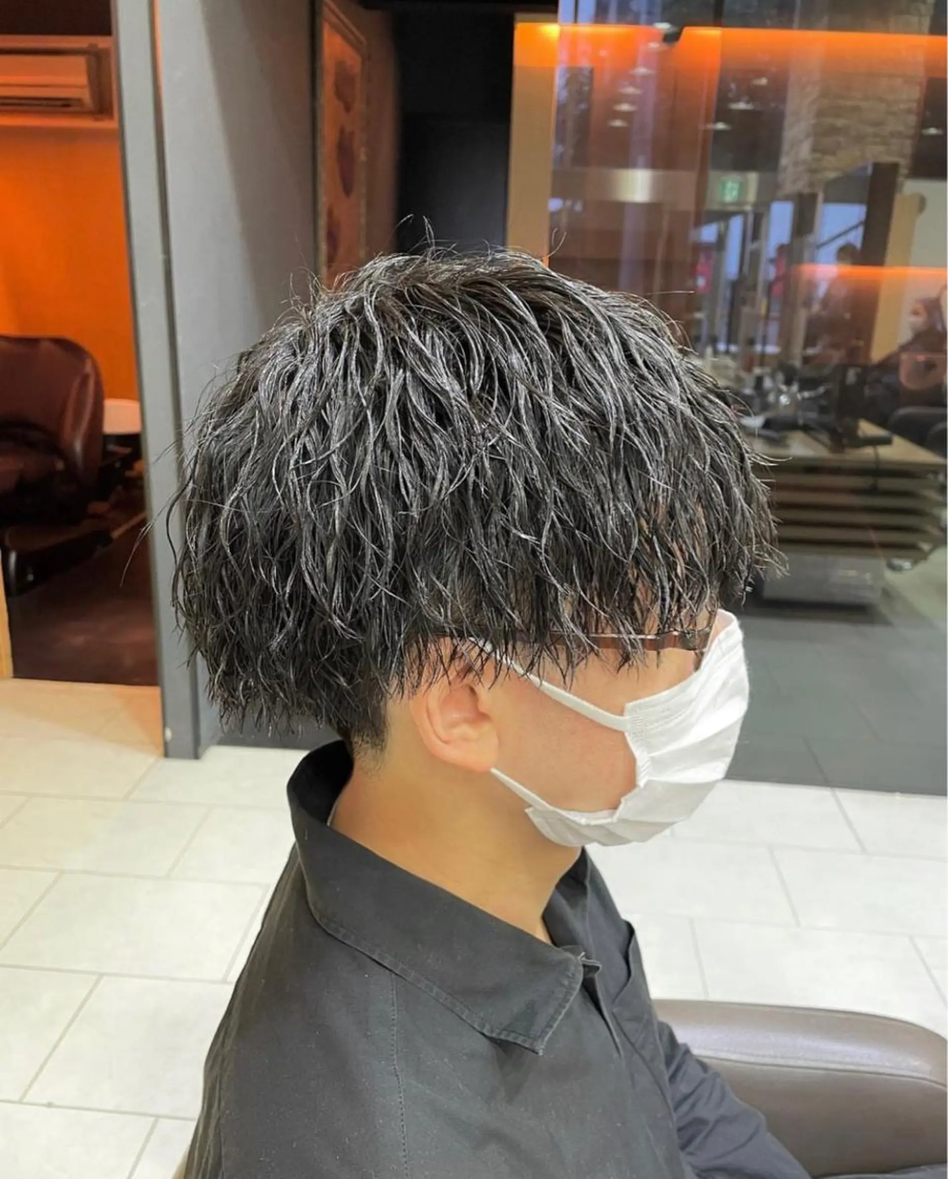 パーマ メンズ メンズパーマ ｳﾙﾌ/ｾﾝﾀ- ﾊﾟｰﾄ【ﾅﾅﾐ】のヘアスタイル