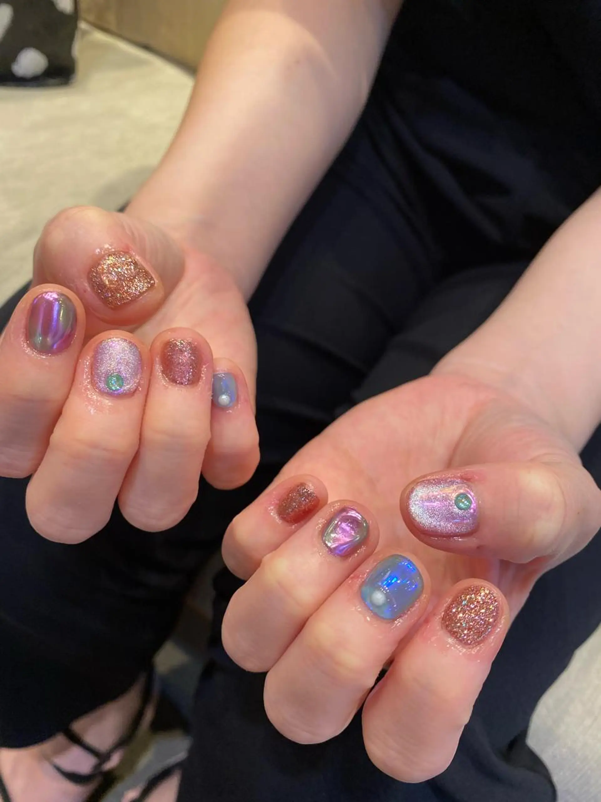 ネイル キラキラネイル 🌼大西洋子 laughl🌼のネイルデザイン