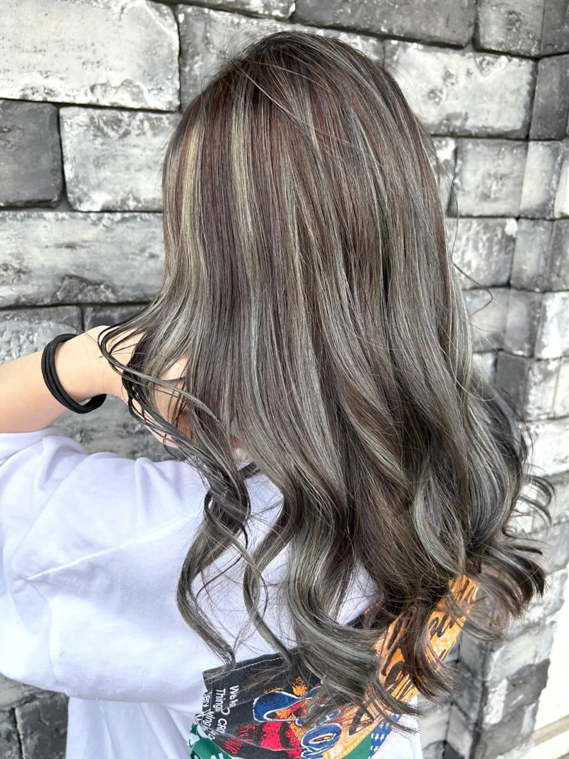 セミロング カラー デザインカラー グレージュ ハイライトカラー ハイライト ヘアカラー トリートメント ヘアセット ❤️千葉県代表❤️ 店長❤️柿本翔一朗のヘアスタイル