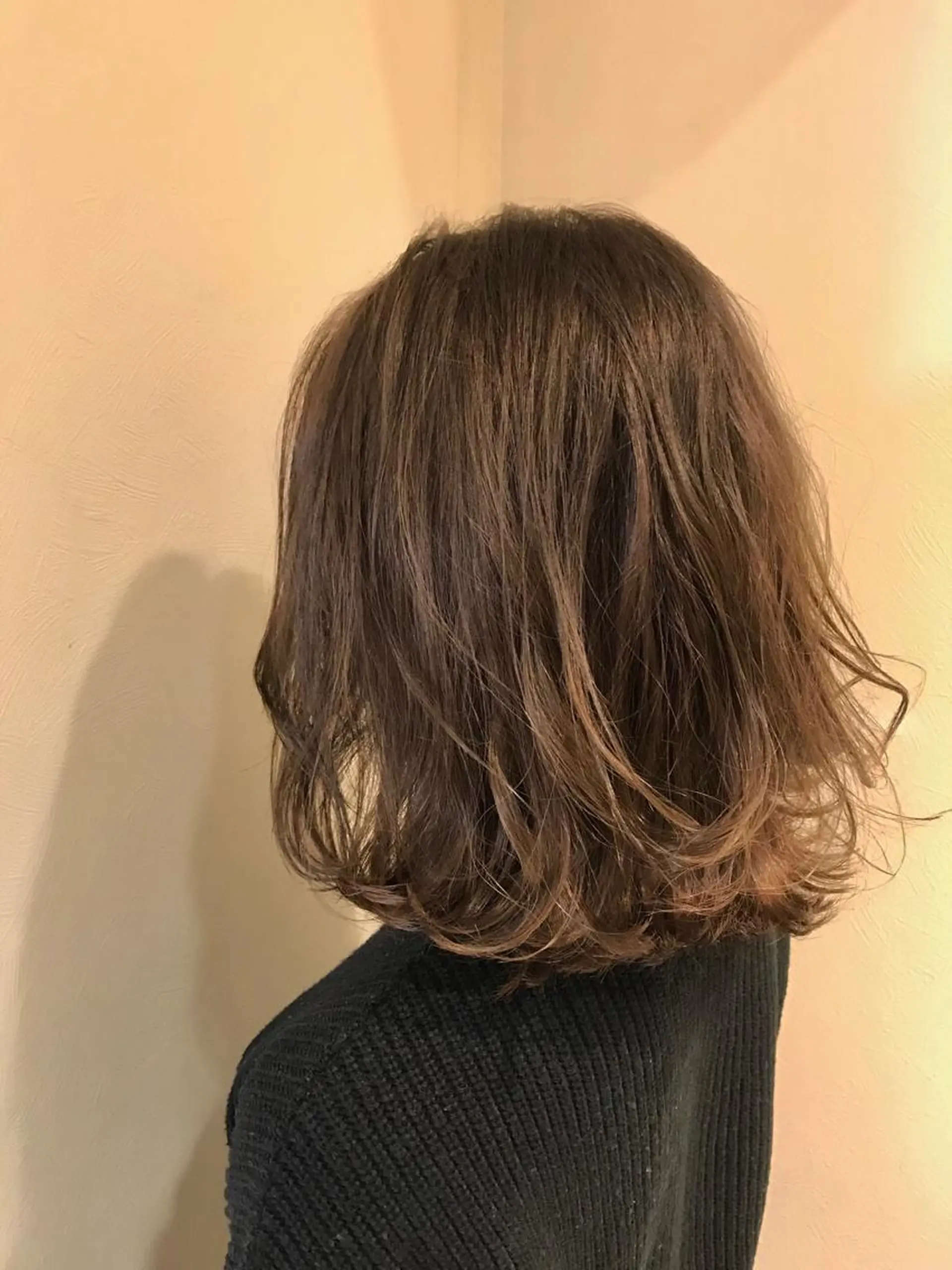 ミディアム ヘアカラー トリートメント 縮毛/ショート/ ボブ/レイヤー/小原のヘアスタイル