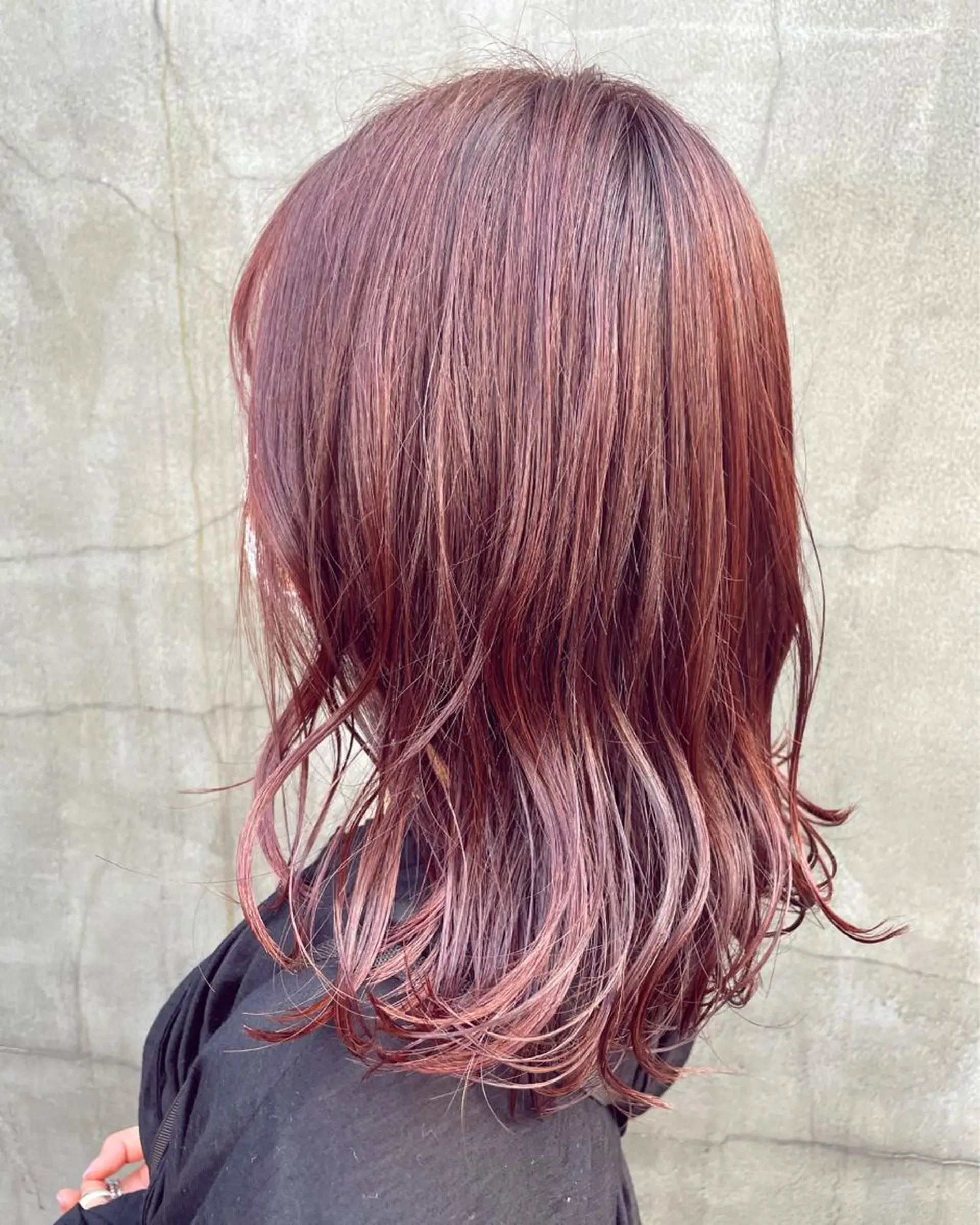 セミロング カラー ヘアアレンジ ブリーチ ブリーチなしカラー ピンクカラー レッドカラー カット トリートメント 髪質改善カラー&TR 縮毛矯正/弱酸性矯正のヘアスタイル