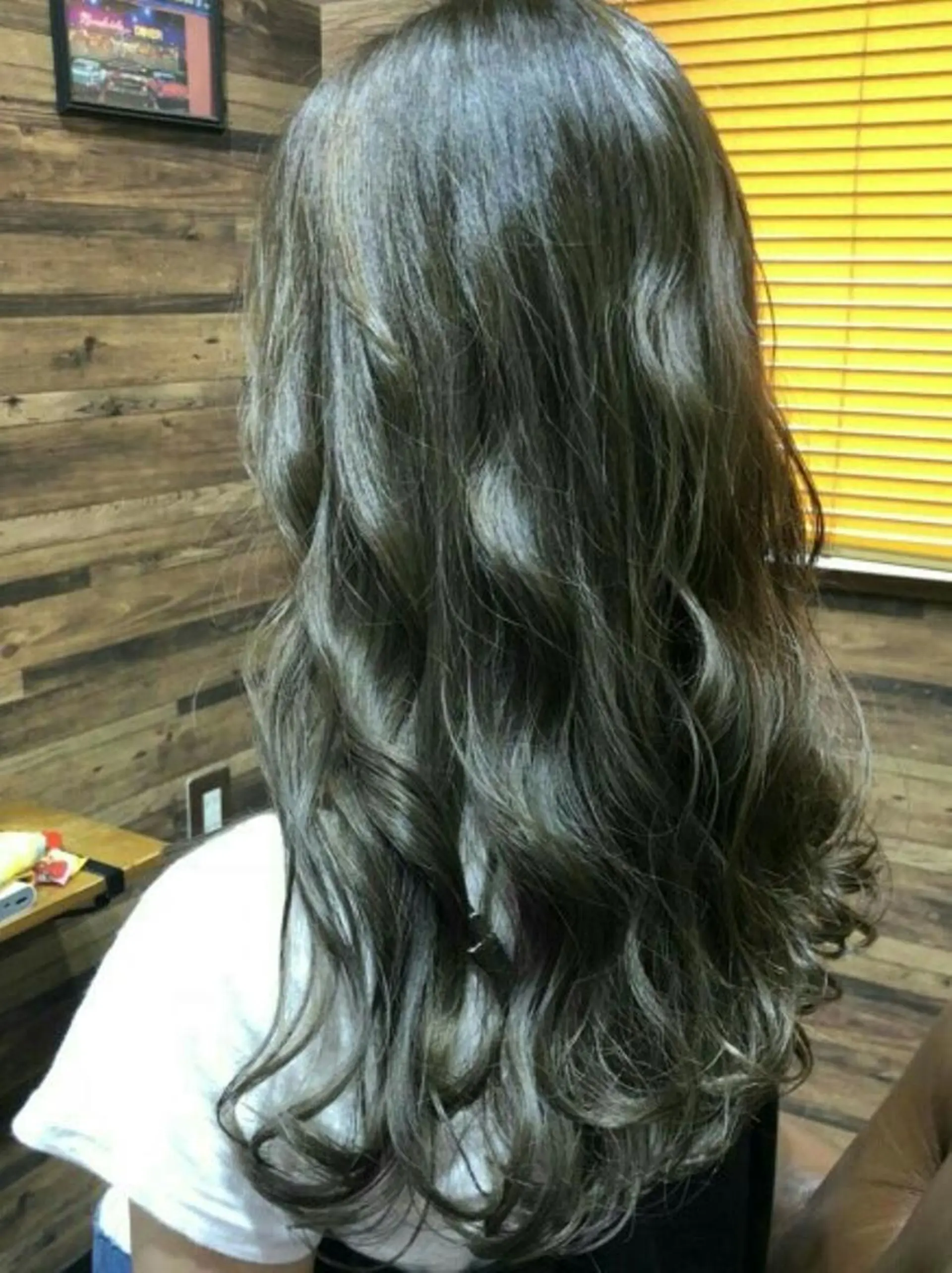 ロング ＦＵＮＩＣ ファニックのヘアスタイル