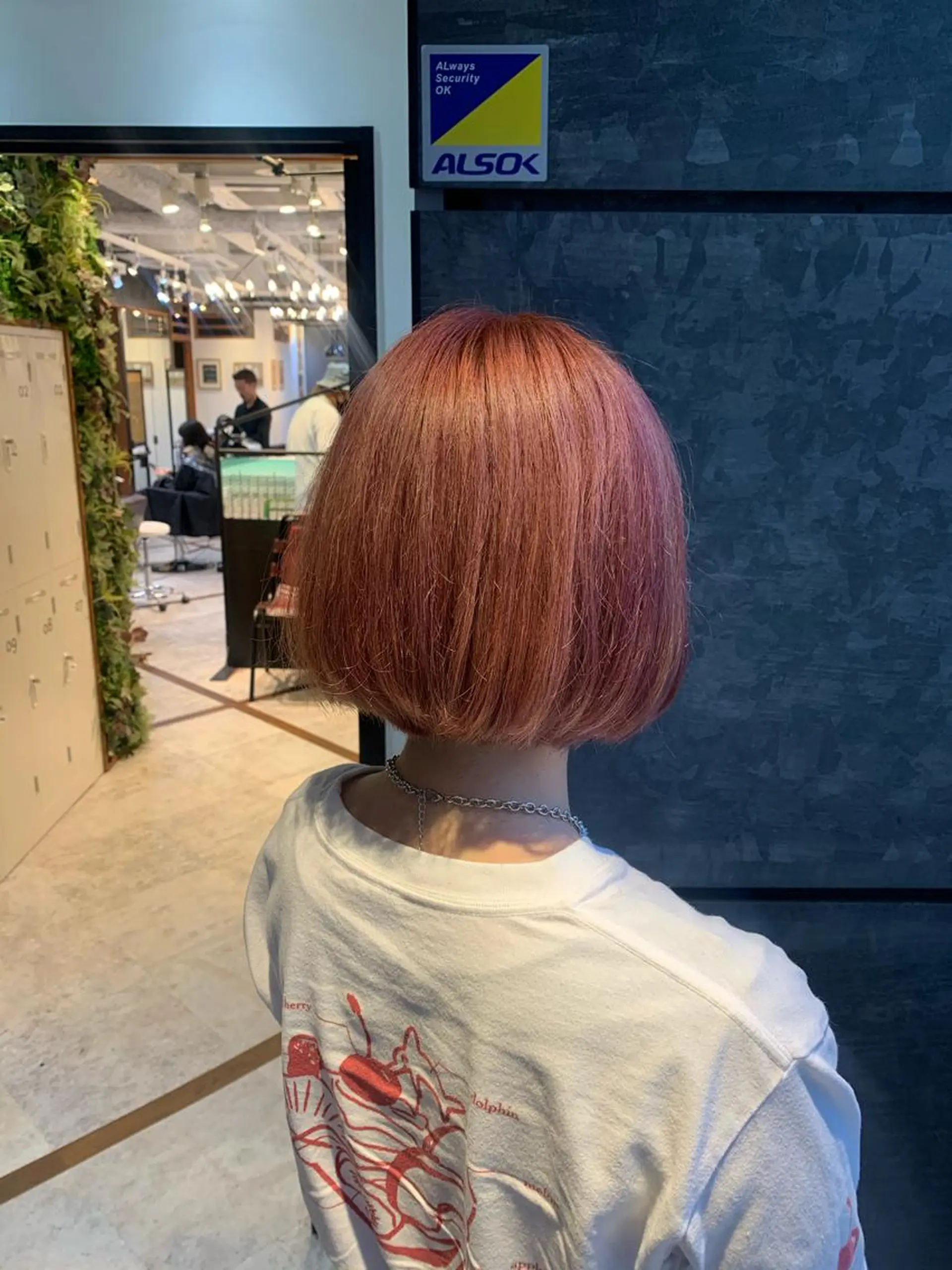 ショート カラー アッシュ ブリーチ ピンクカラー ピンクアッシュ カット ヘアカラー トリートメント aguhair jour所属・髪質改善/白髪ぼかし KENTAのヘアスタイル