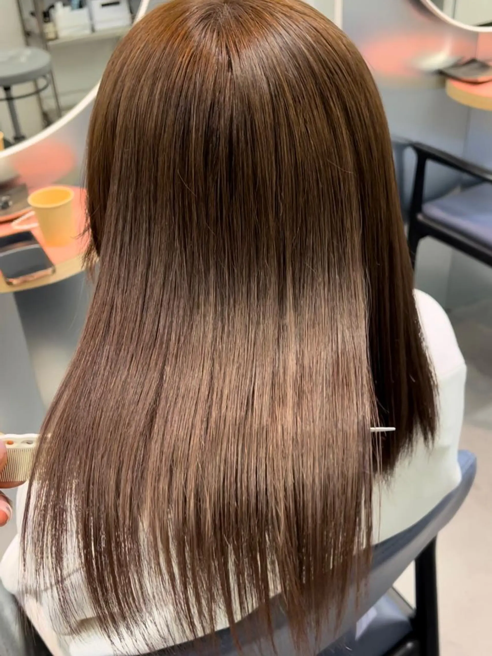 ayaka♡ 柔らかカラーのヘアスタイル