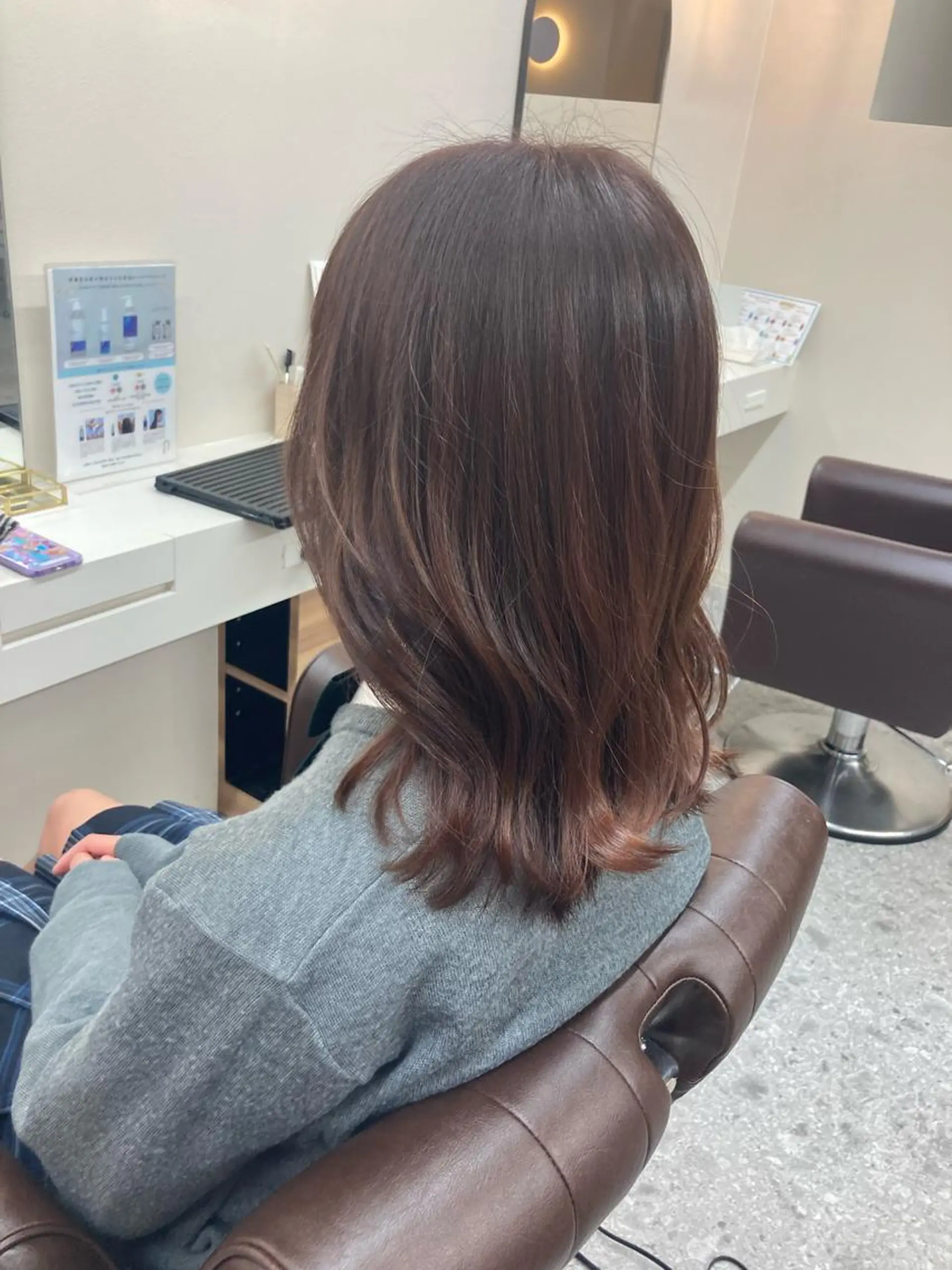 ミディアム 西原 みさきのヘアスタイル