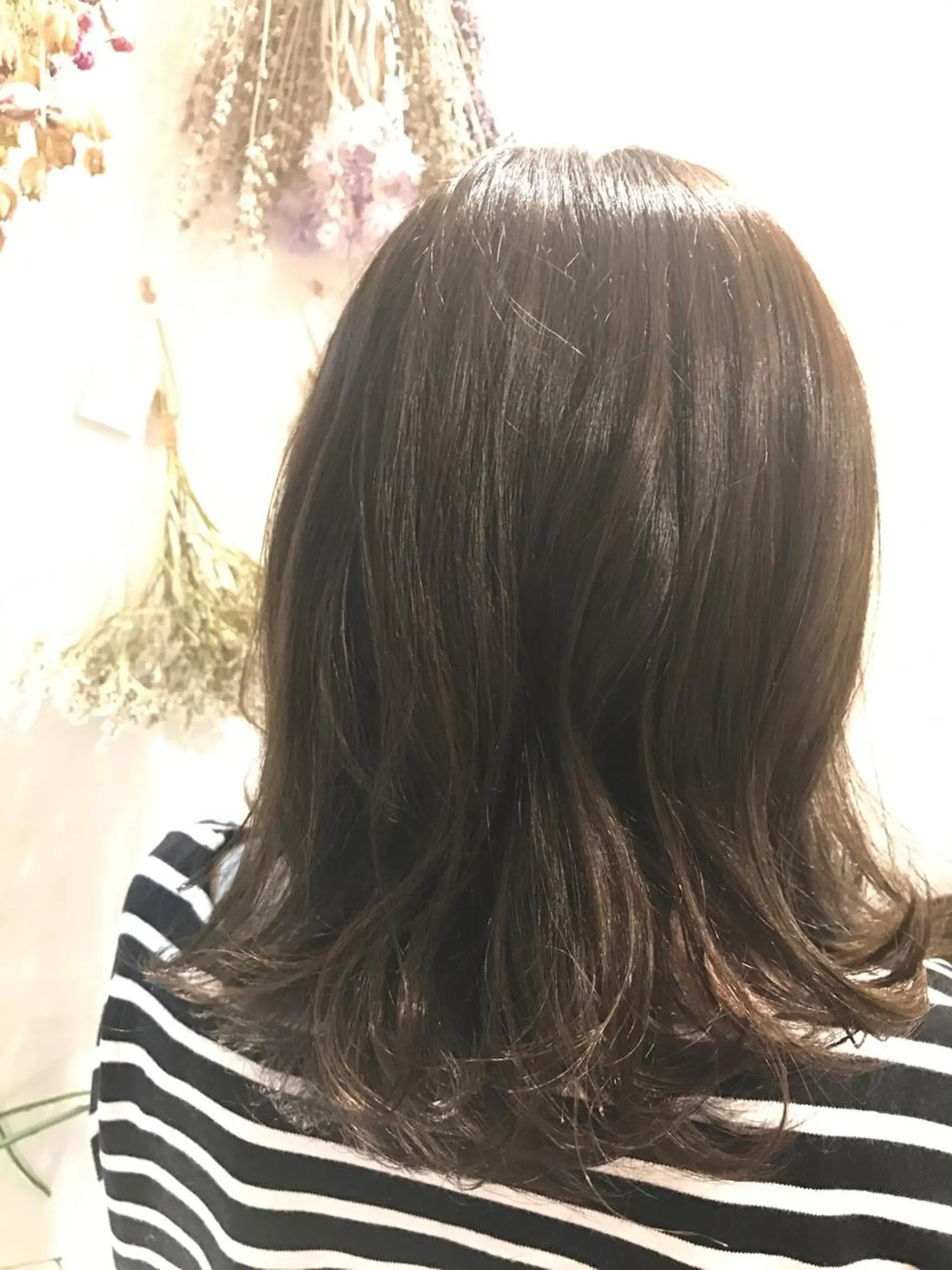 ミディアム カラー パーマ ヘアアレンジ ミディアムパーマ ダブルカラー グラデーションカラー ハイライトカラー イルミナカラー akari ♡のヘアスタイル