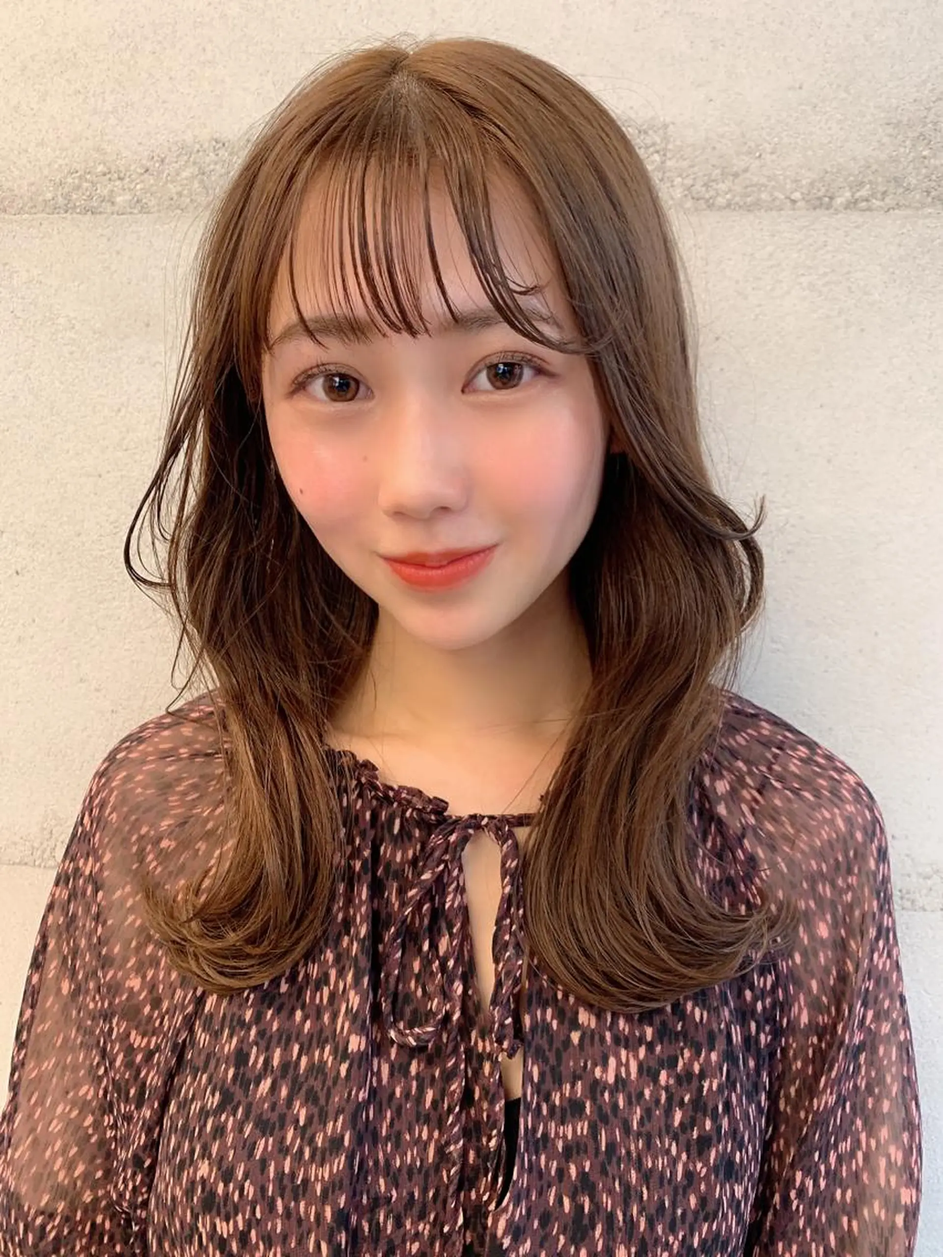 ミディアム カラー カット ヘアカラー トリートメント ヘッドスパ ヘアセット 透明感/オリーブ/ グレージュ/YUKAのヘアスタイル