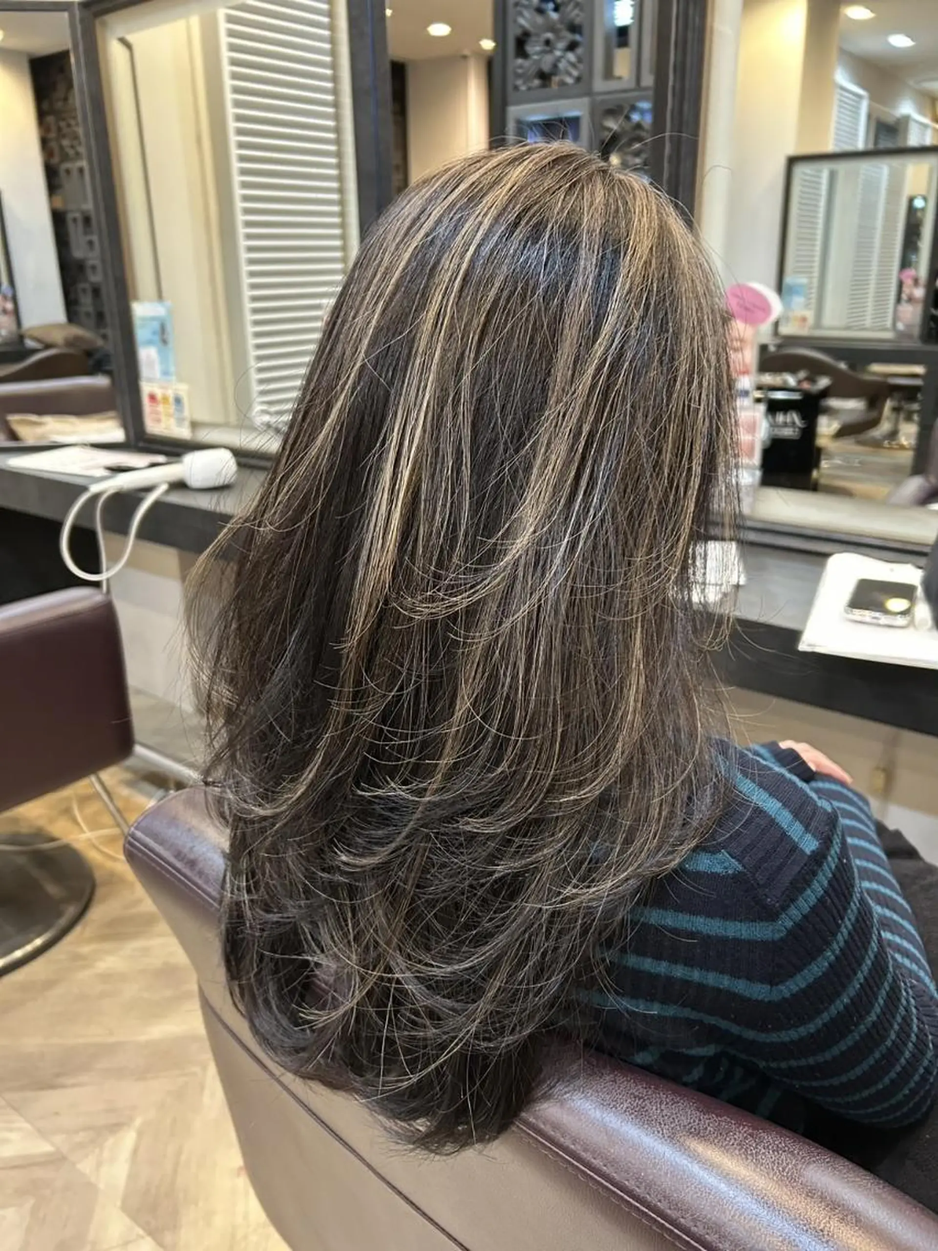 ロング カラー ヘアカラー 髪質改善 ブリーチ fiti横須賀中央のヘアスタイル