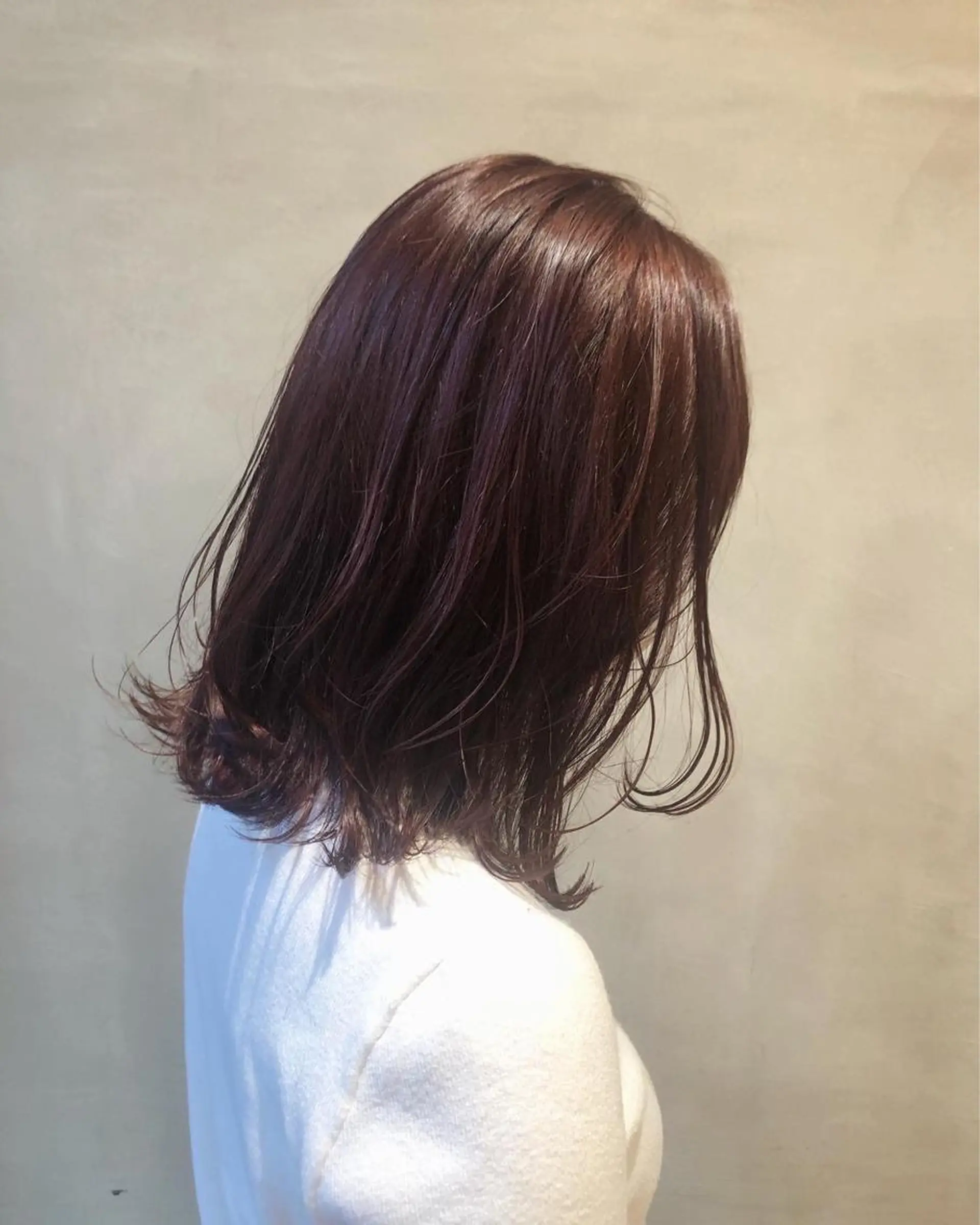 ミディアム カラー ヘアアレンジ ブラウンカラー ピンクカラー レッドカラー レッドブラウン レイヤーカット カット ヘアカラー トリートメント 酸性縮毛矯正🧴韓国 レイヤー/髪質改善のヘアスタイル