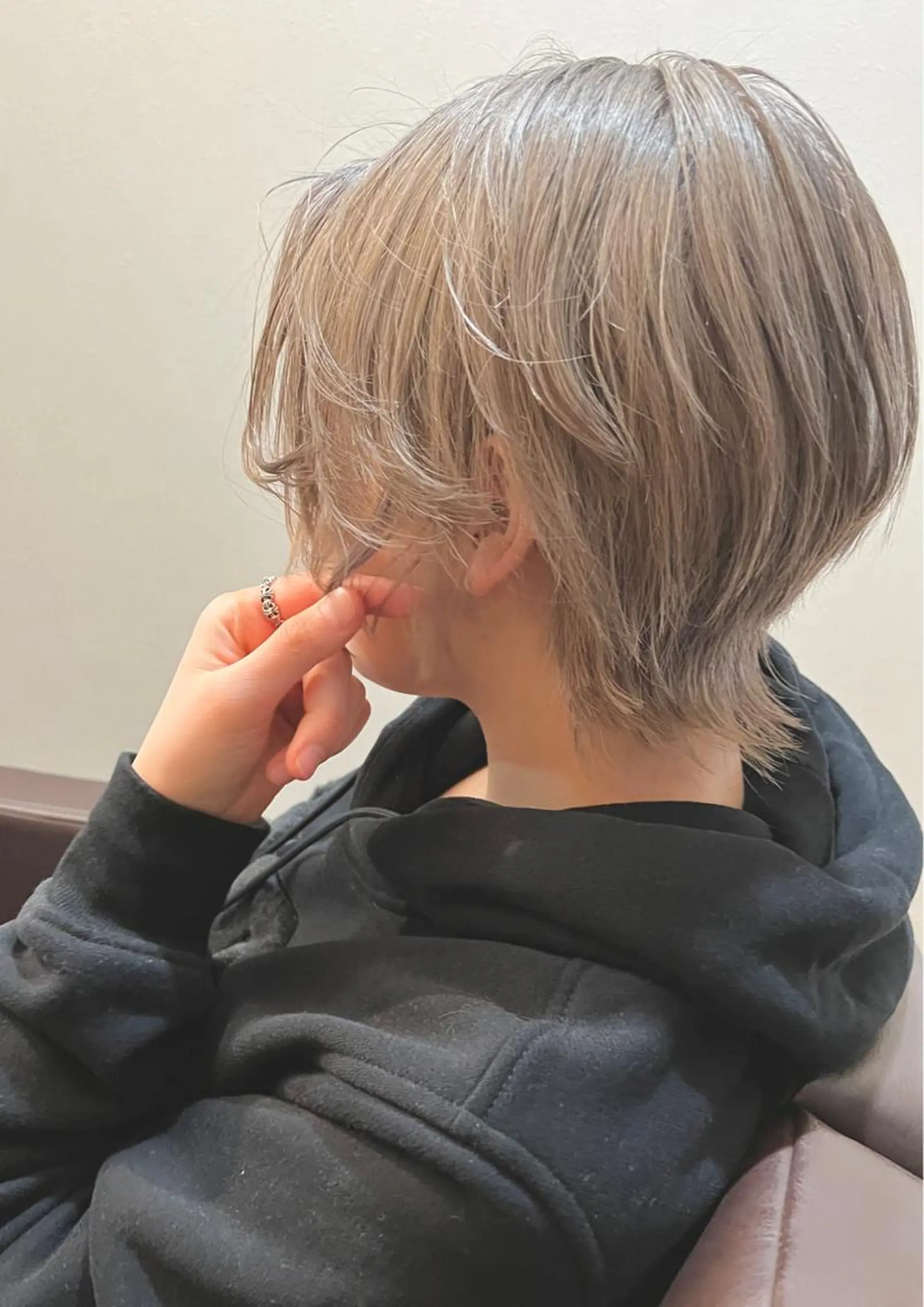 ショート カラー カット 【髪質再整&黄砂除去 カラー】⚜️ぐっちのヘアスタイル