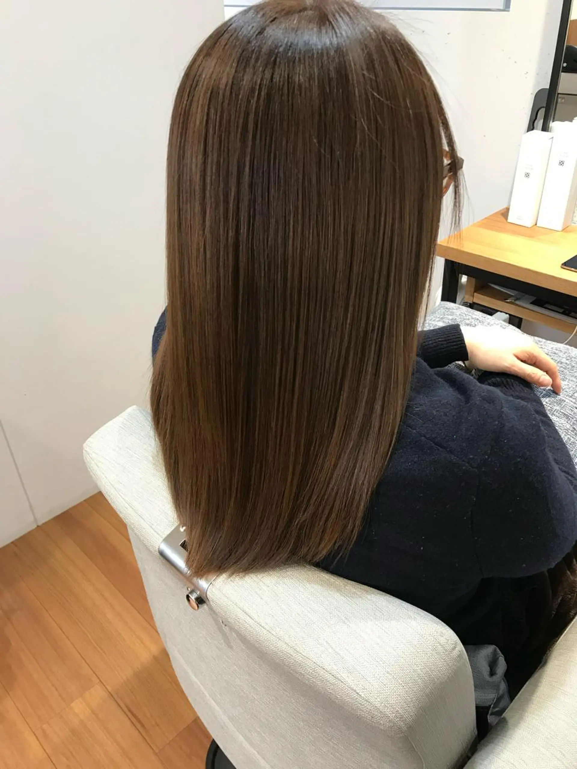 セミロング カット 縮毛矯正 トリートメント 髪質改善&Spa fee by carrefour 大橋店[フィー・バイ・カルフール大橋]所属・stylist Yukieのヘアスタイル