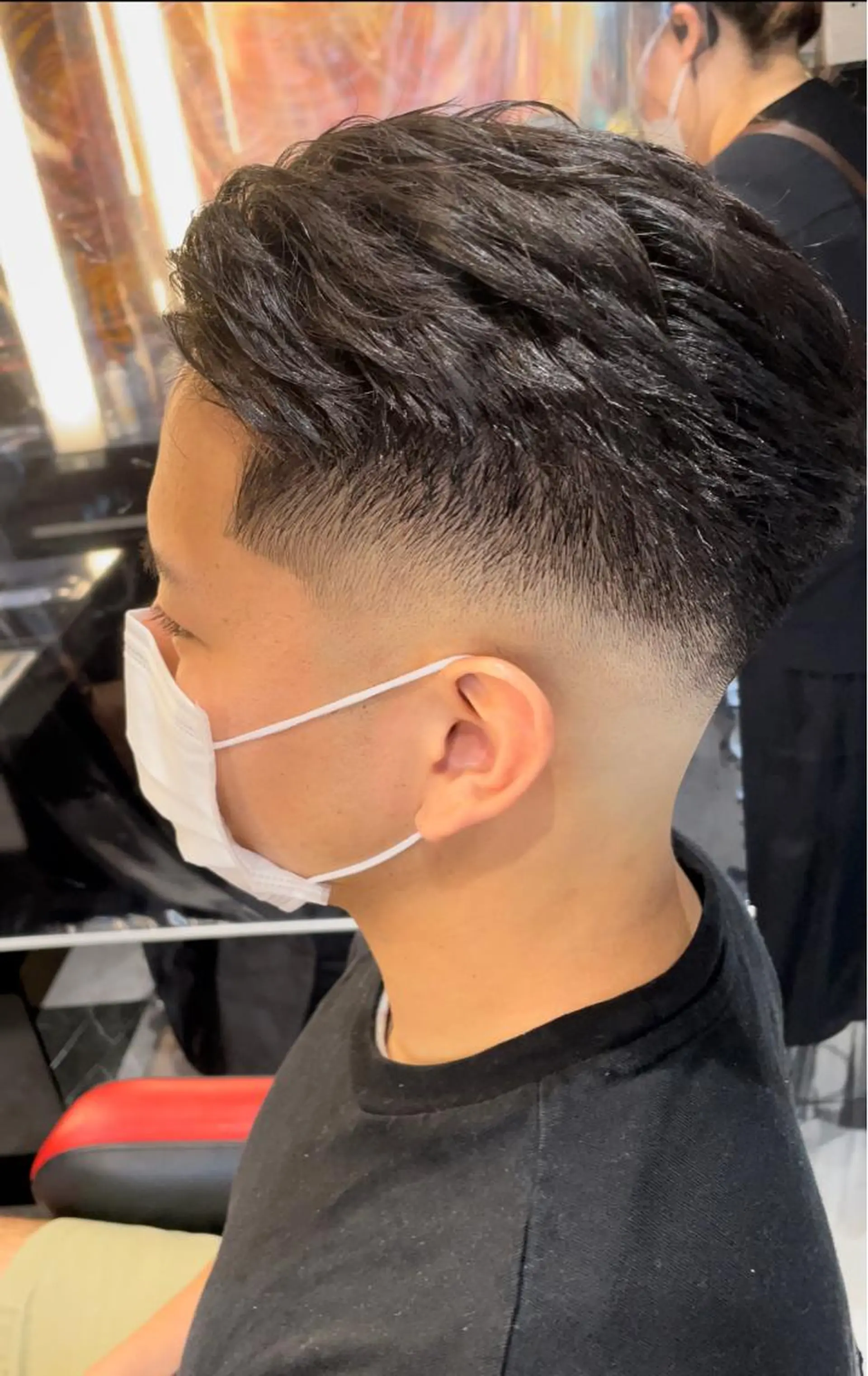 ショート メンズ フェードカット メンズヘア特化 崎田 成人のヘアスタイル