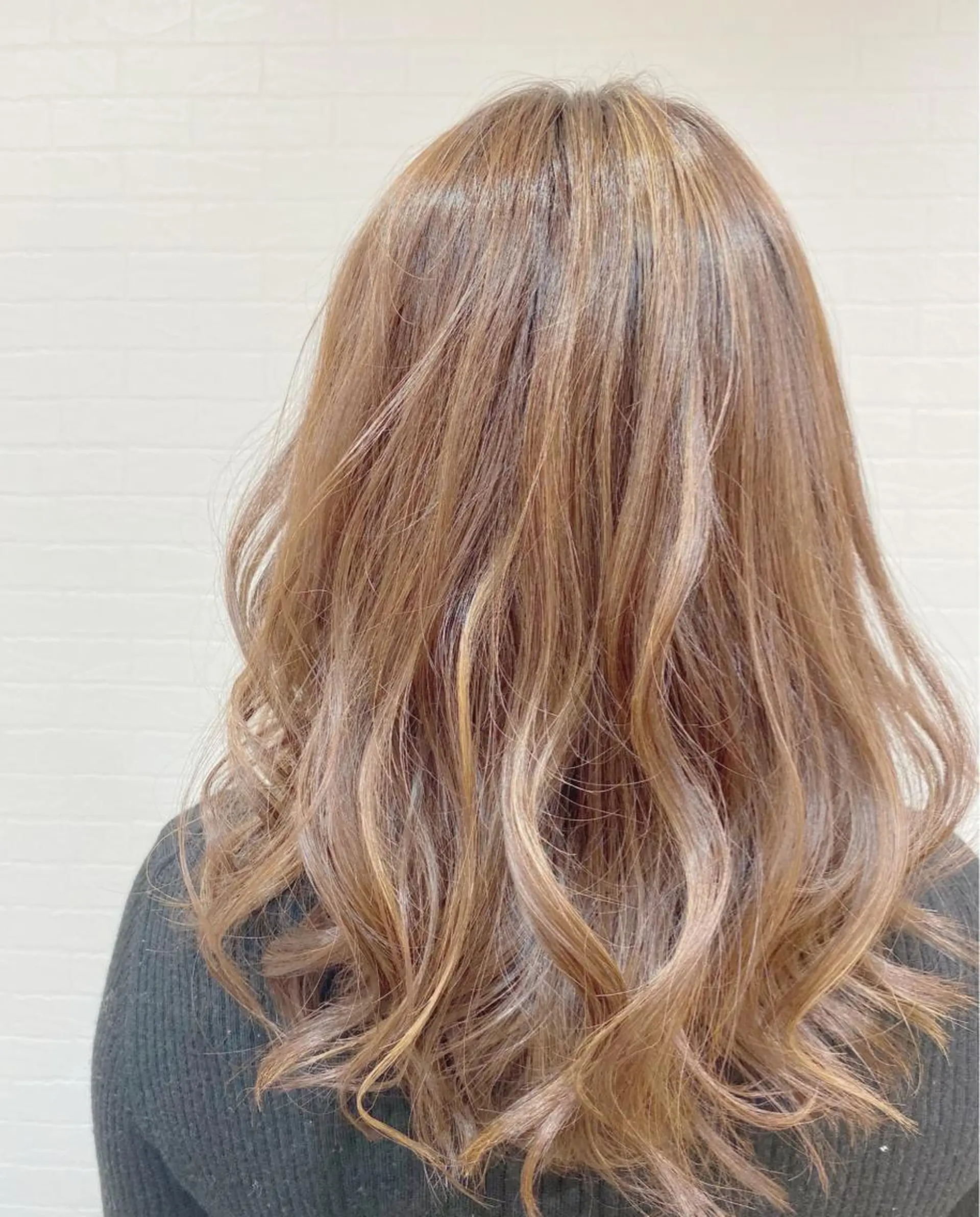 ミディアム GRANLUSSO 〜グランルッソ駅前店所属・木口 嘉美のヘアスタイル