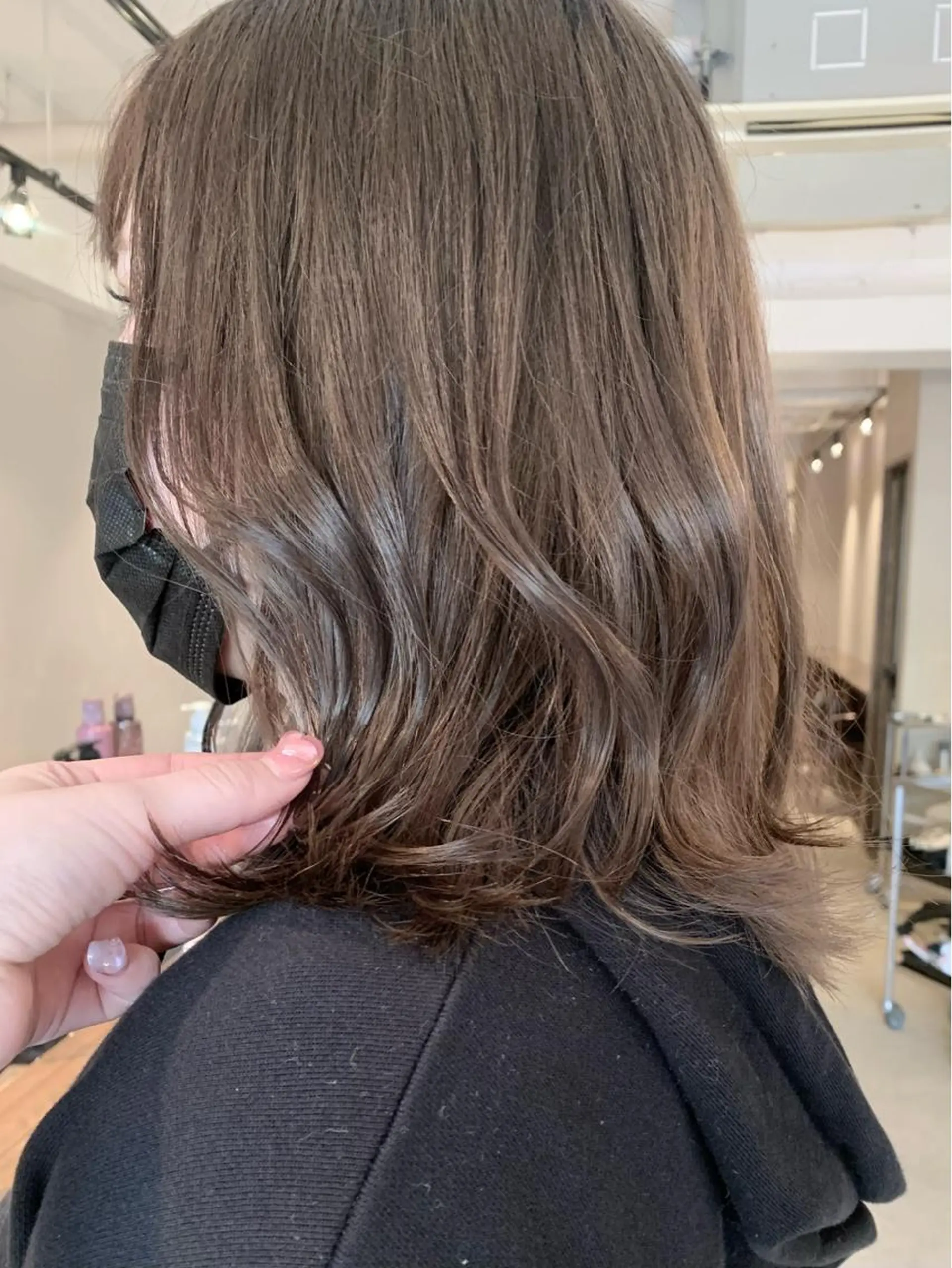 ミディアム カラー カット ヘアカラー トリートメント ヘッドスパ 透明感/オリーブ/ グレージュ/YUKAのヘアスタイル