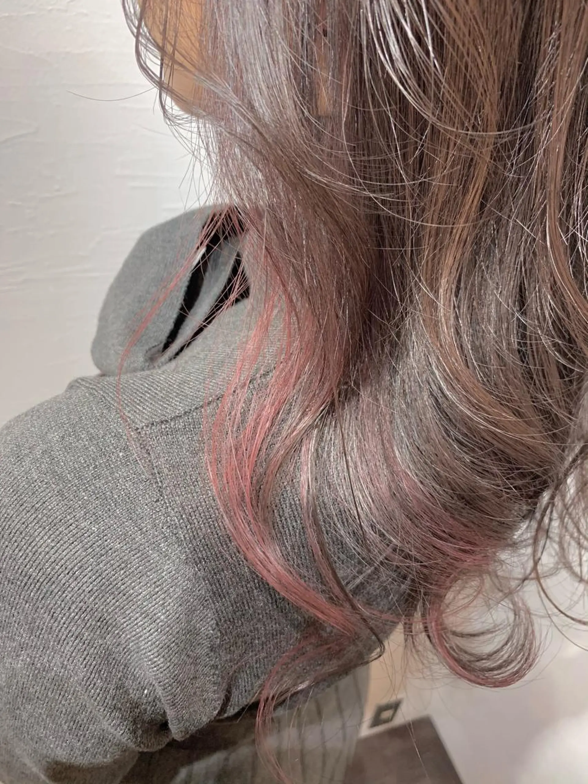 ロング カラー インナーカラー カット ヘアカラー トリートメント eyl〜エイル〜所属・💎赤み消しカラー 特化型デザイナー💎のヘアスタイル