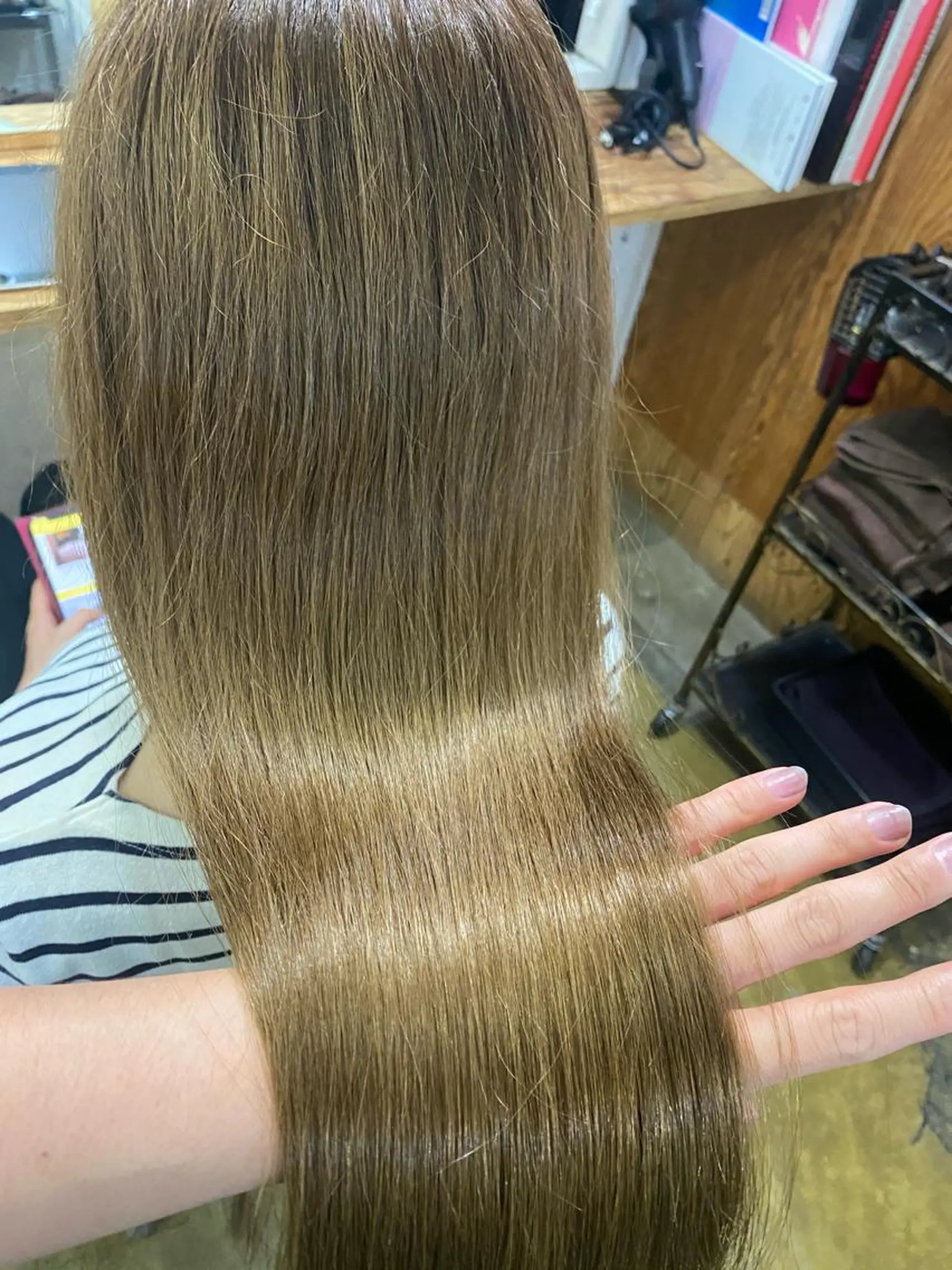 セミロング カラー CABANON所属・和歌山髪質改善 那須優太のヘアスタイル