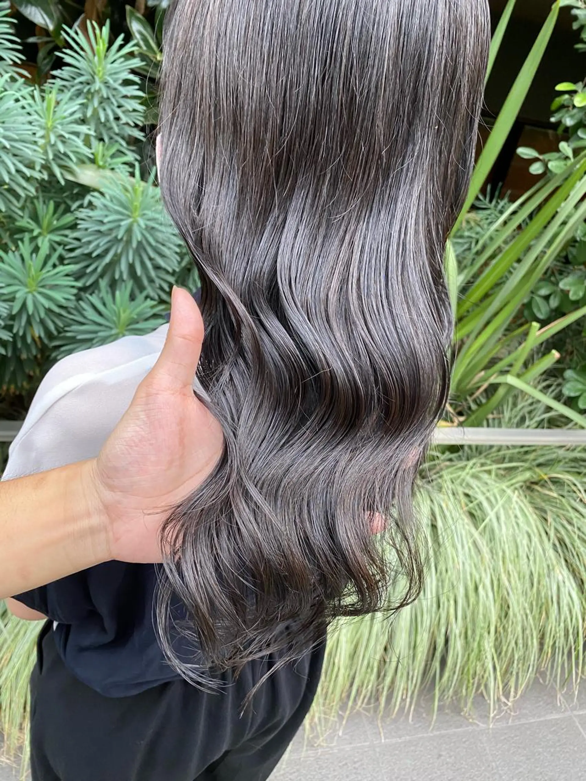 セミロング カラー ヘアアレンジ 外苑前NO.1艶髪 透明感カラーのヘアスタイル