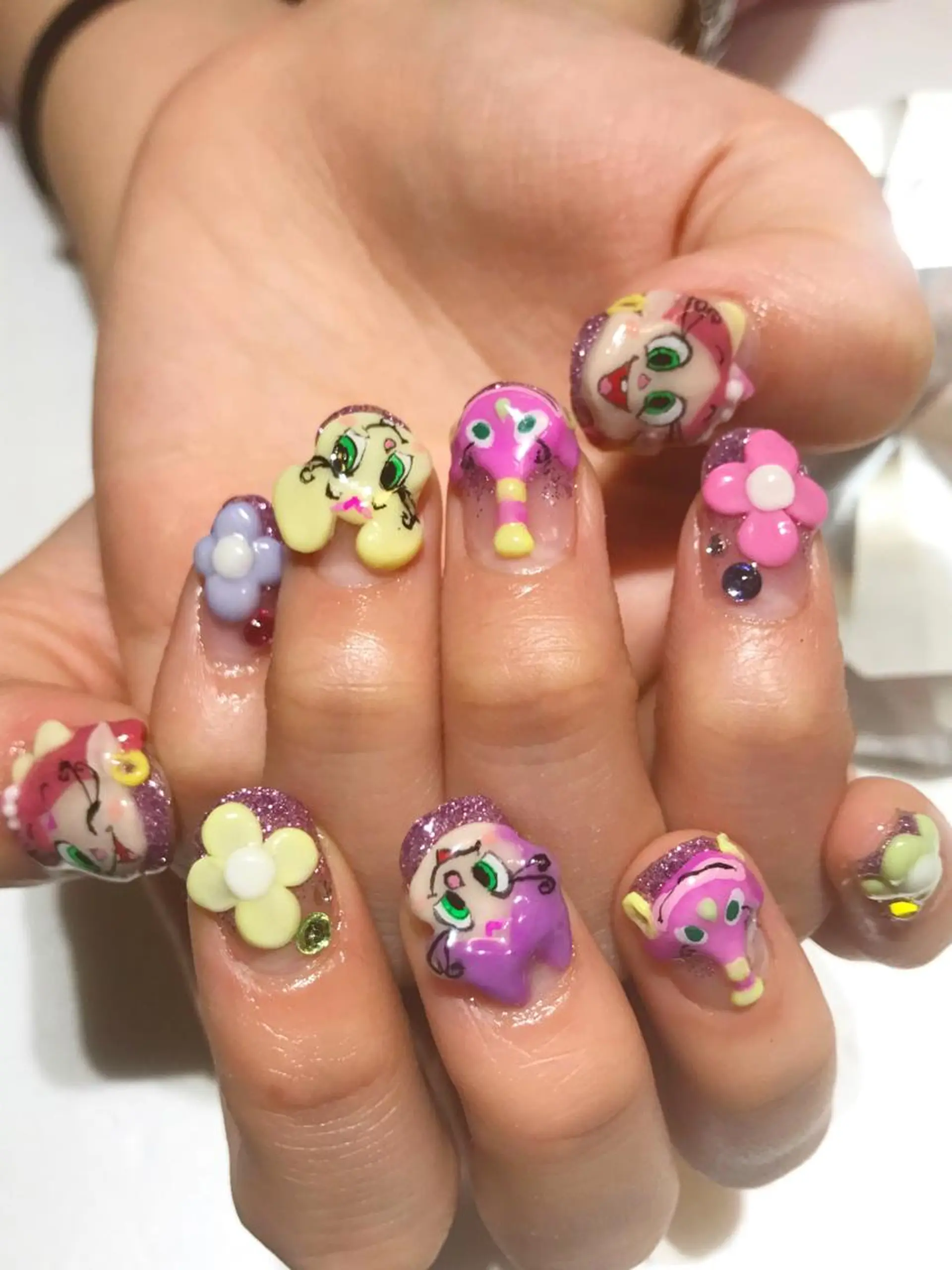 ネイル ジェルネイル グラデーション ラメ(グリッター) ラメグラデーション YUN 💅のネイルデザイン