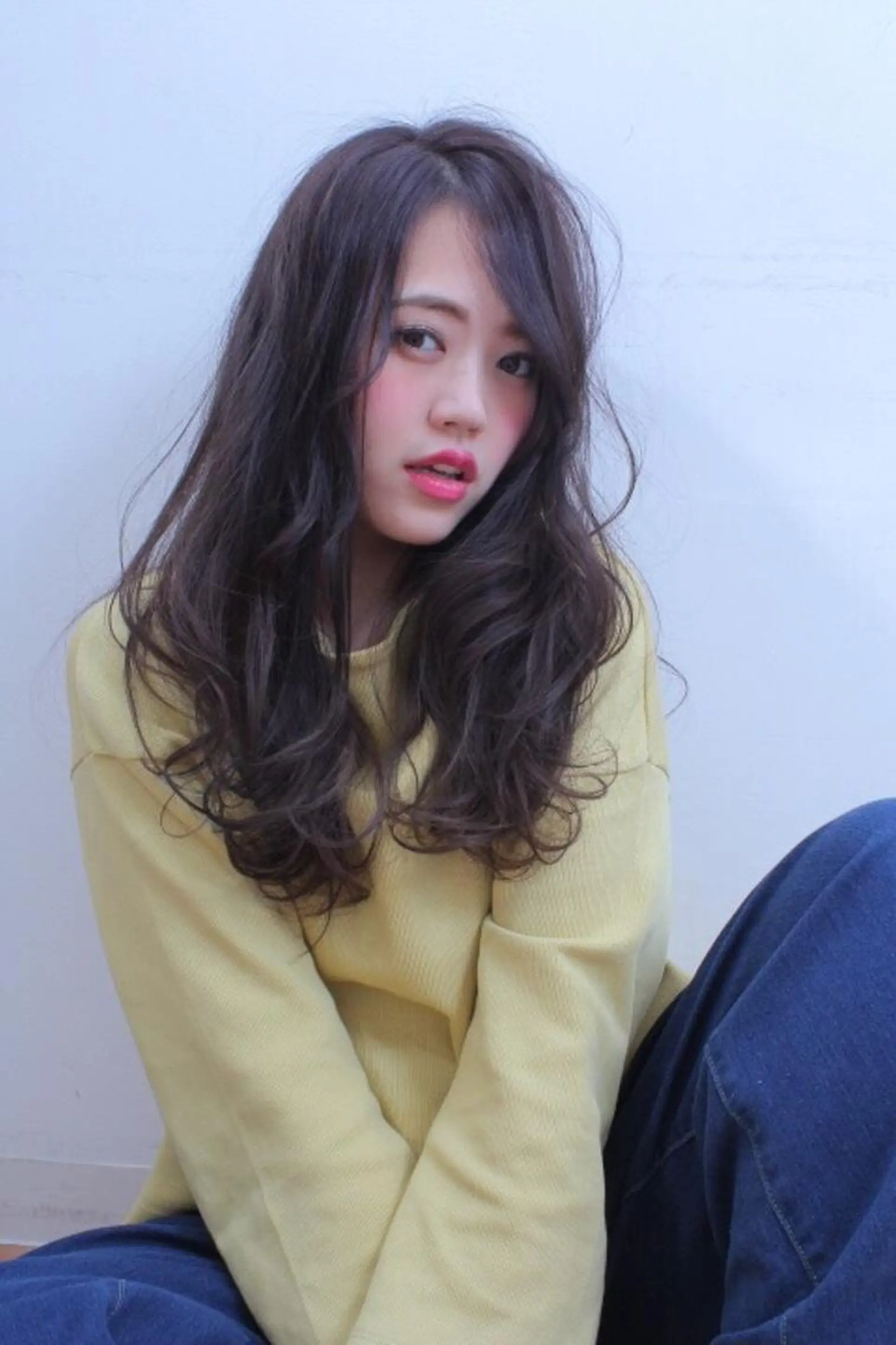 ロング パーマ 顔周りカット レイヤーカット デジタルパーマ 横浜ブリーチムラ直し ハイトーン/ブリーチのヘアスタイル