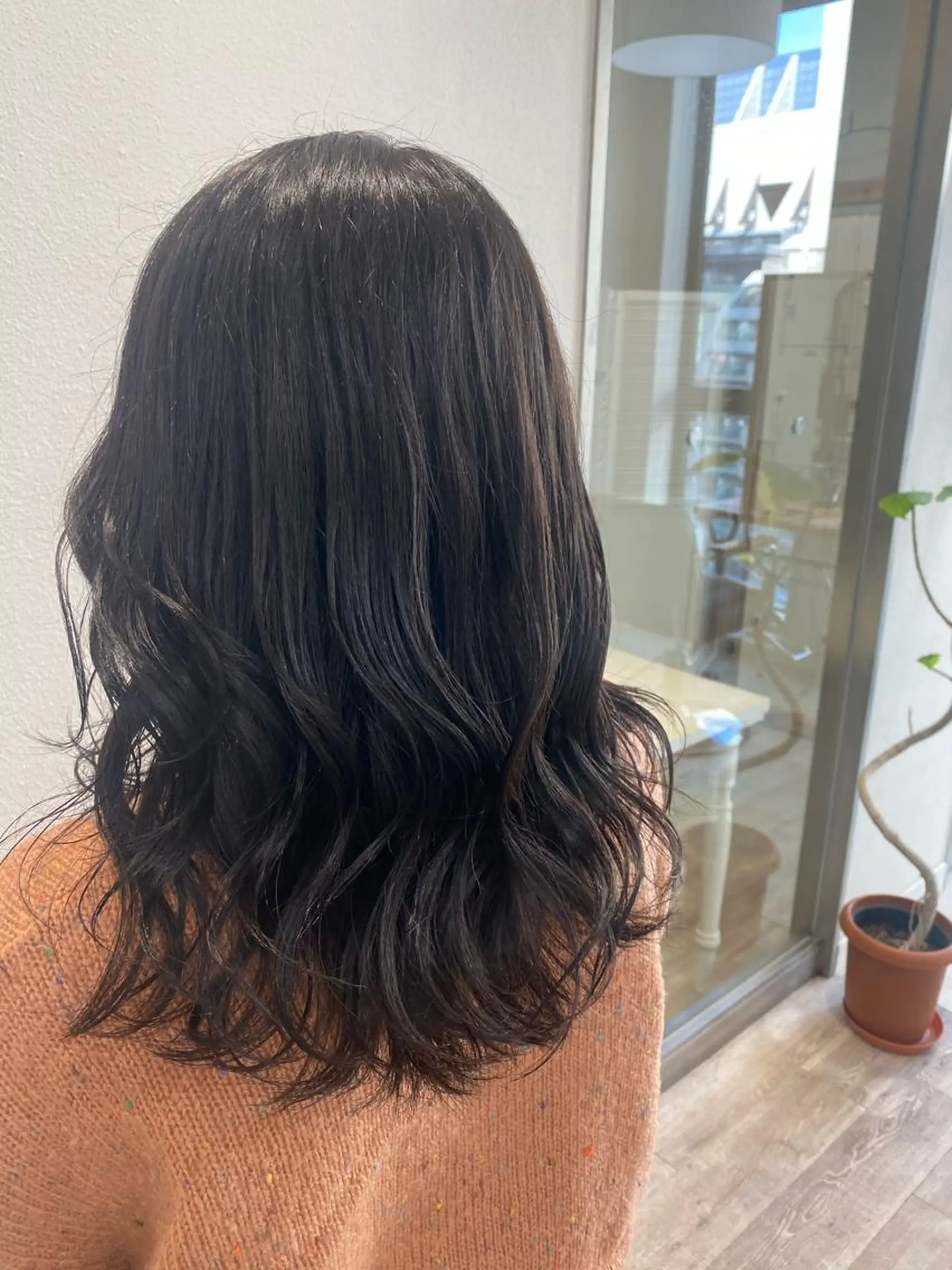 セミロング パープルカラー カット ヘアカラー トリートメント 🌟ショート/シ ョートボブ/岡田🌟のヘアスタイル