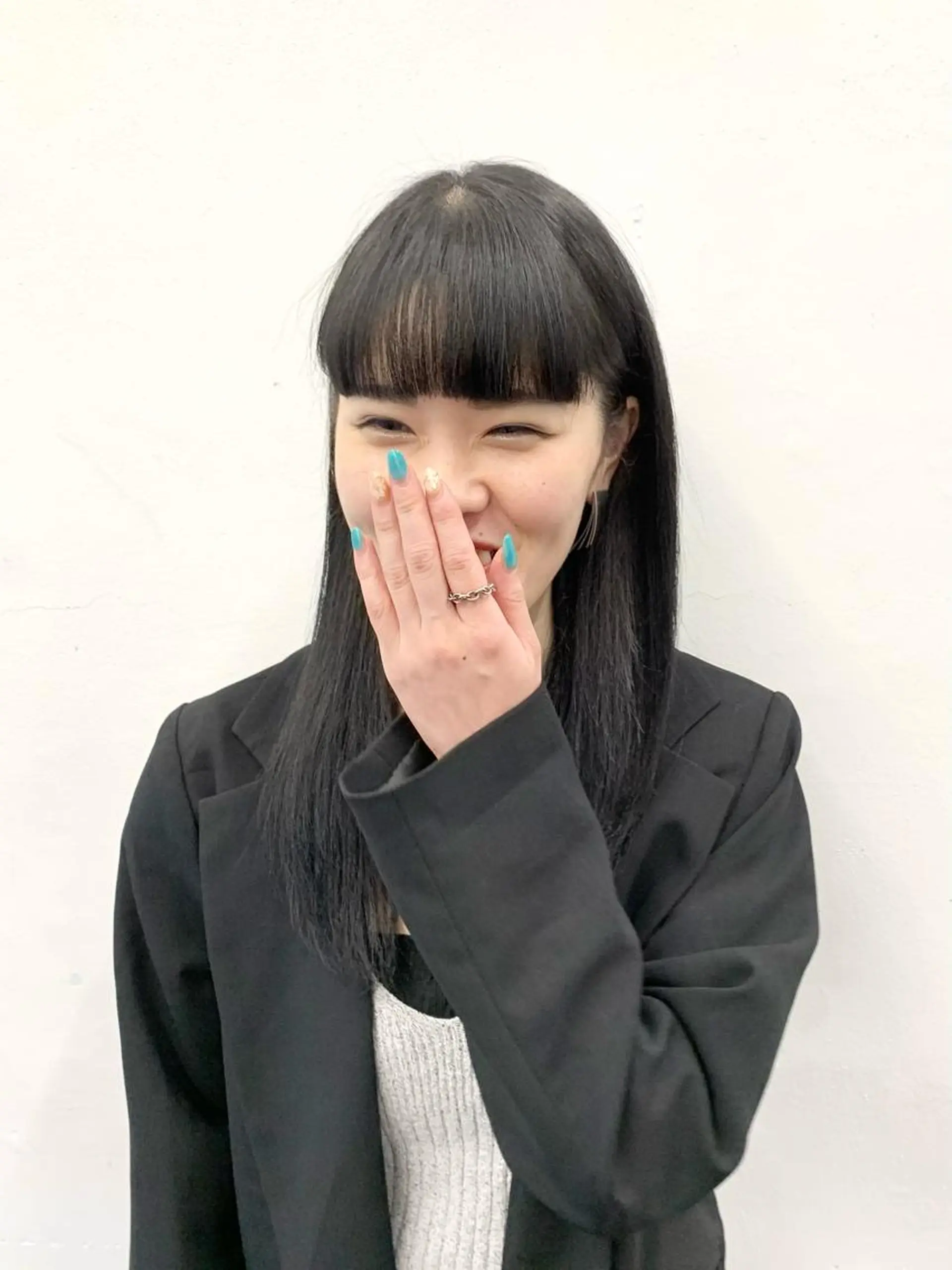 セミロング カラー ヘアアレンジ 黒髪 髪質改善 トリートメント ワイドバング HARU//原宿🤍 リピート率NO.1のヘアスタイル