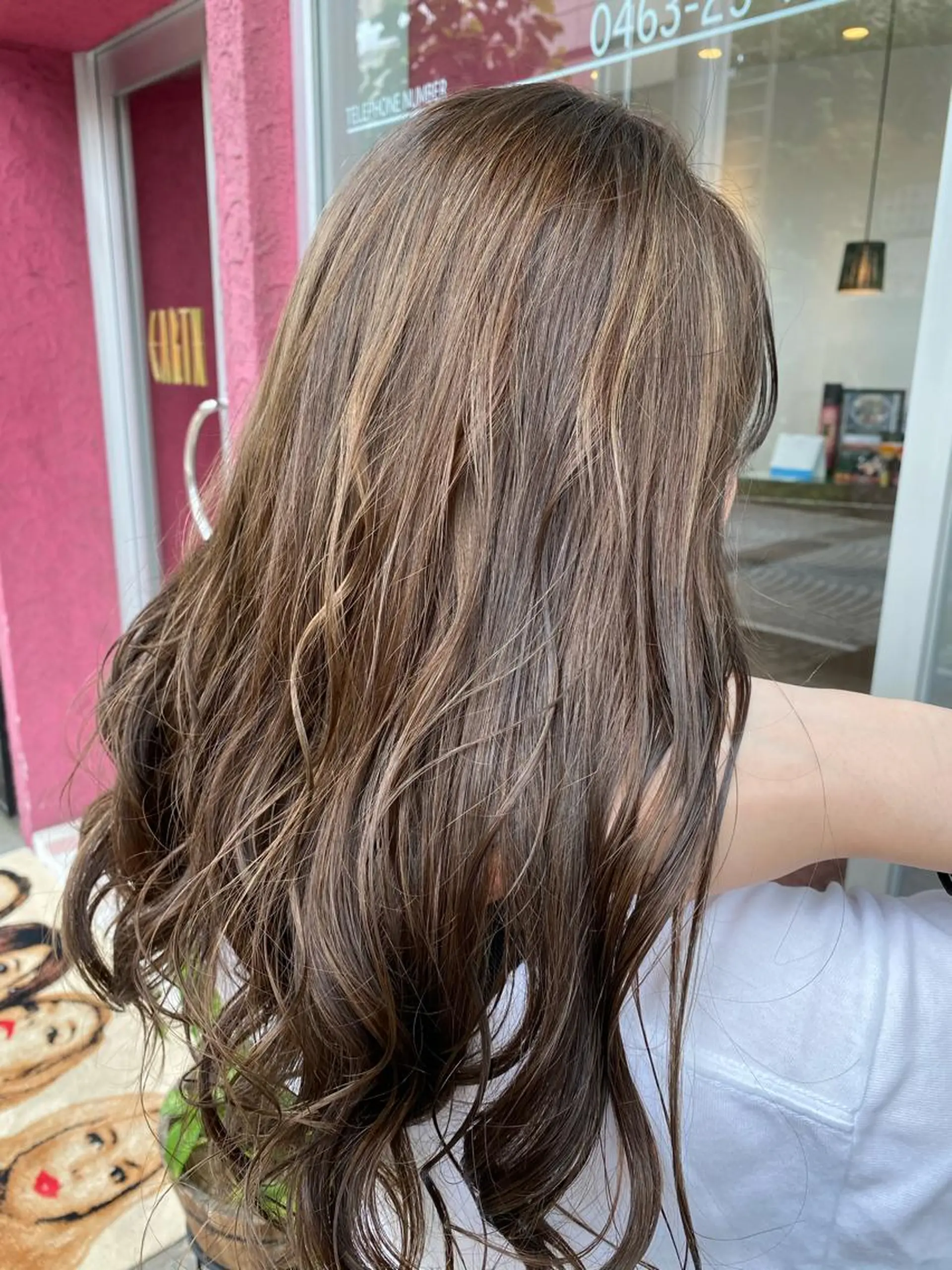 ロング カラー ハイライトカラー ハイライト mori  by little所属・デザインカラー✨新倉 佑奈のヘアスタイル