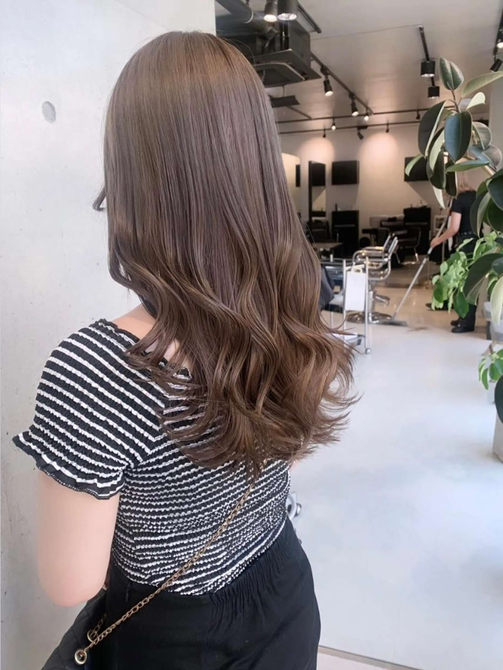 ロング カラー ヘアカラー トリートメント 透明感/オリーブ/ グレージュ/YUKAのヘアスタイル