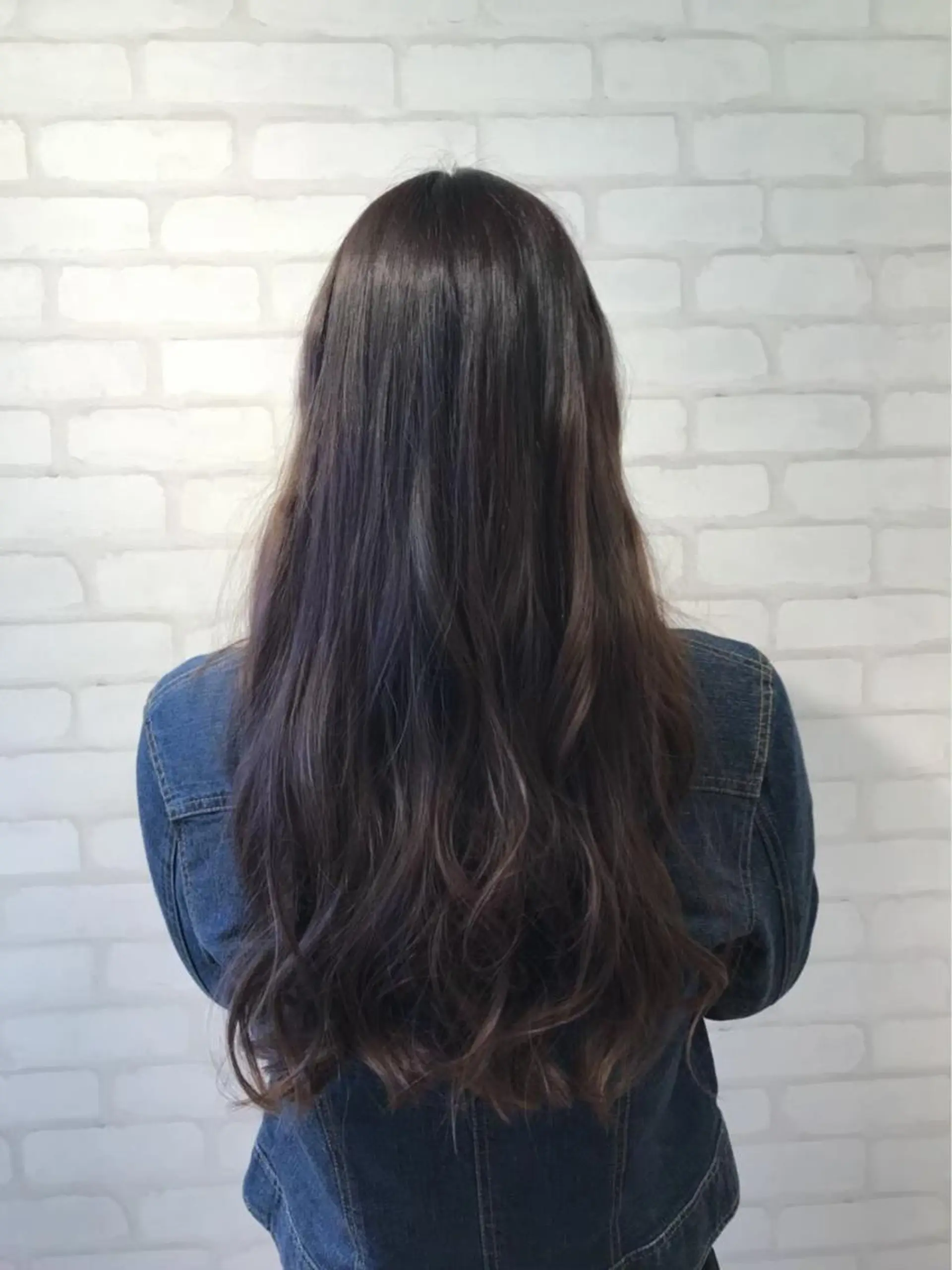 ロング カラー Natural所属・小柳 公邦のヘアスタイル