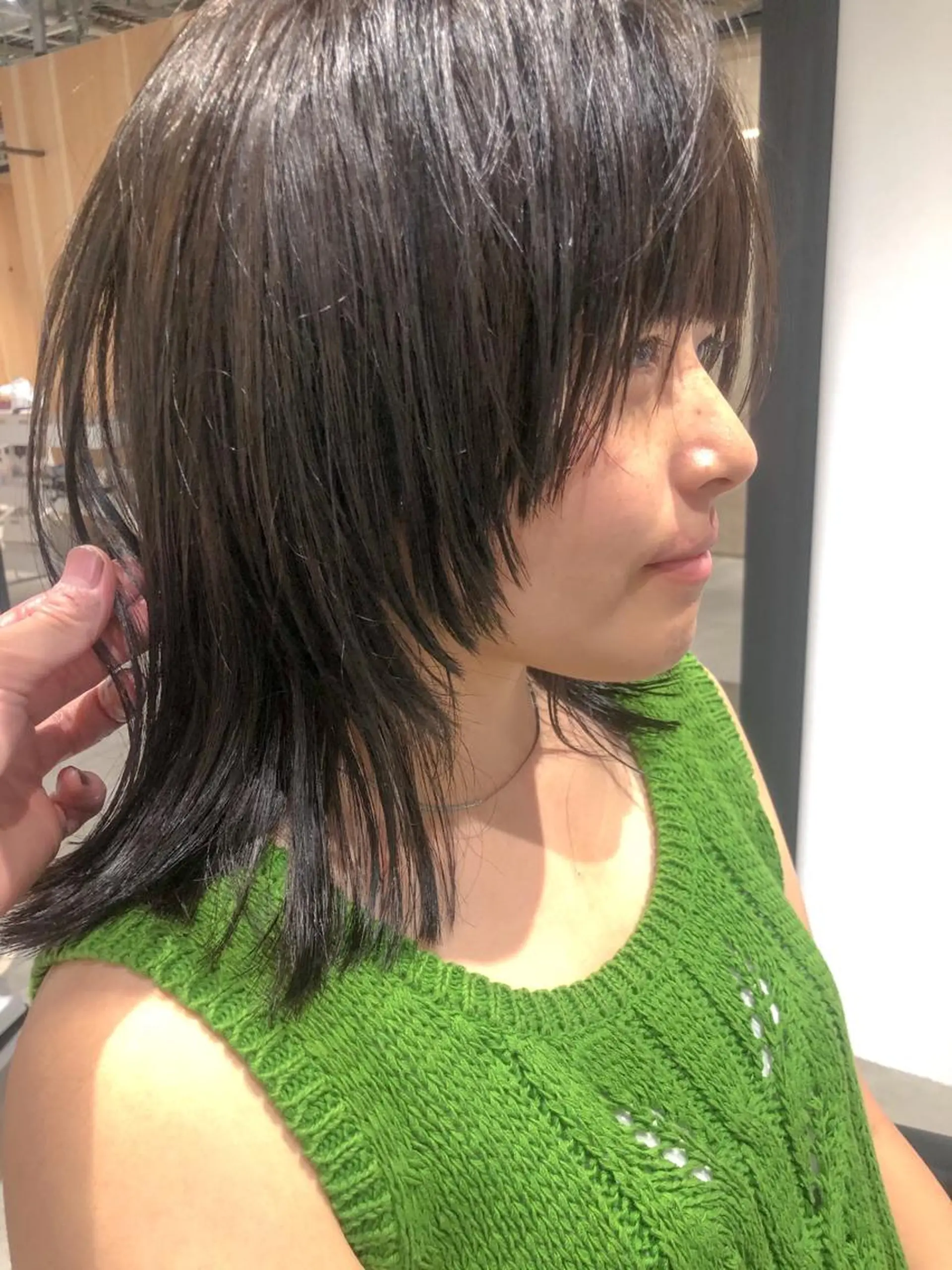 ミディアム カラー ウルフカット カット ヘアカラー トリートメント センスをお届けします 大谷将生INFPのヘアスタイル