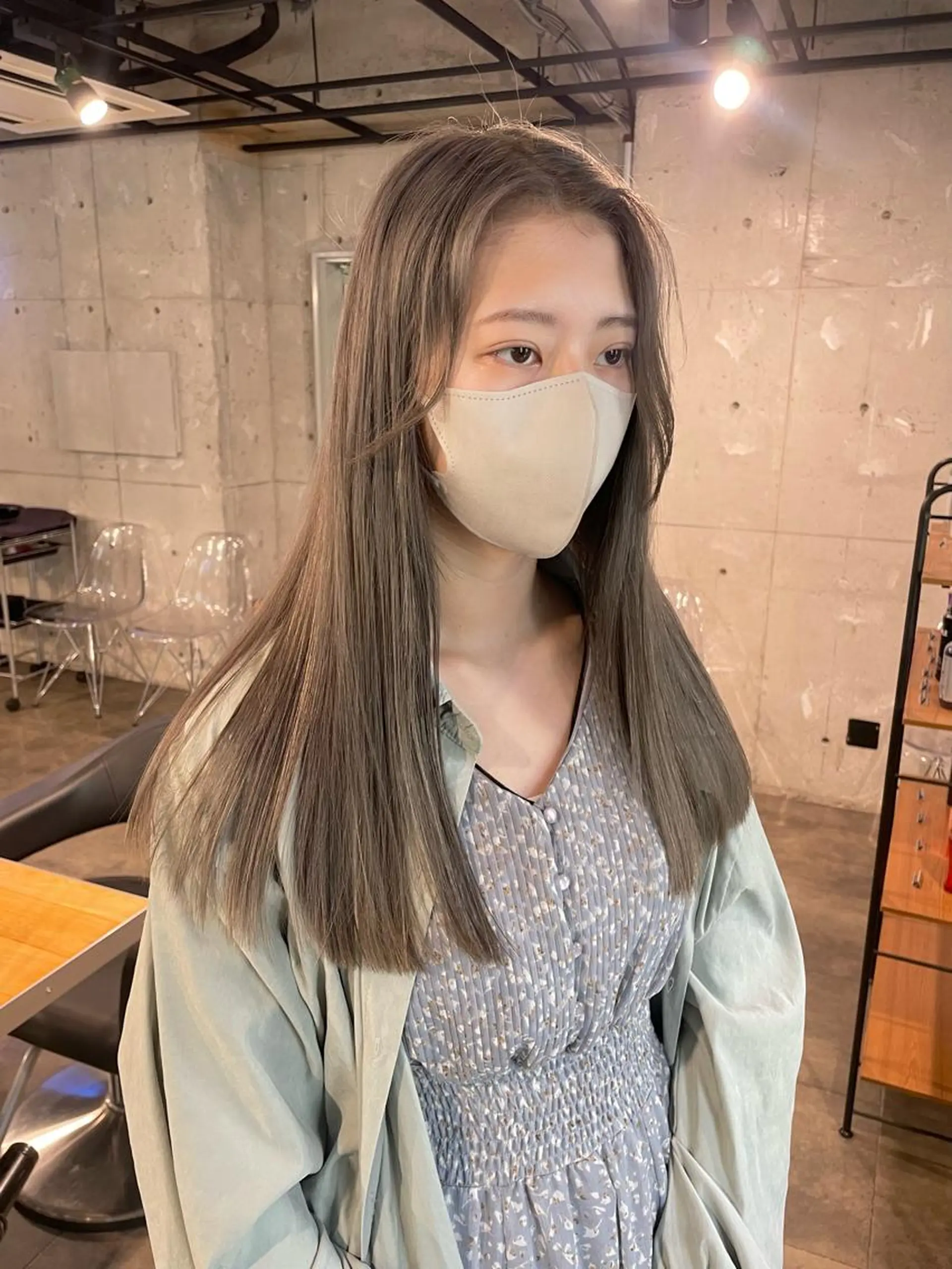 ロング カラー パーマ ヘアアレンジ メンズ キッズ ネイル マツエク・マツパ アイブロウ 透明感カラー・レイヤ ー🎀amika🎀のヘアスタイル