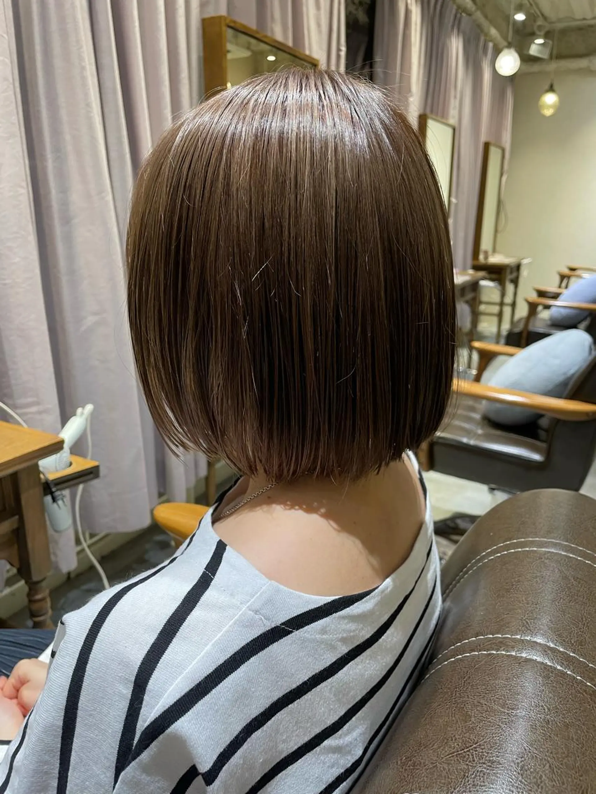 ショート カラー ヘアアレンジ ブリーチ 透明感カラー 韓国風ヘア 柳井 準平のヘアスタイル