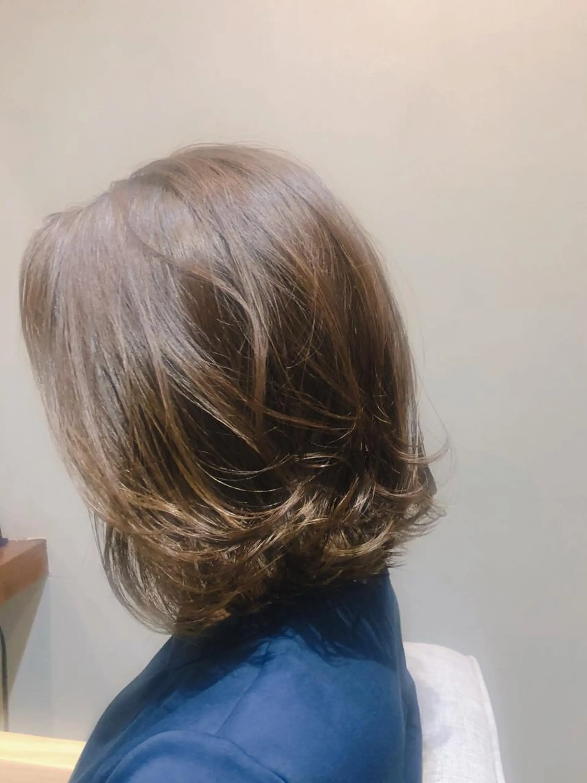 ショート カラー グレージュ カーキグレージュ 髪質改善 Yoshiのヘアスタイル