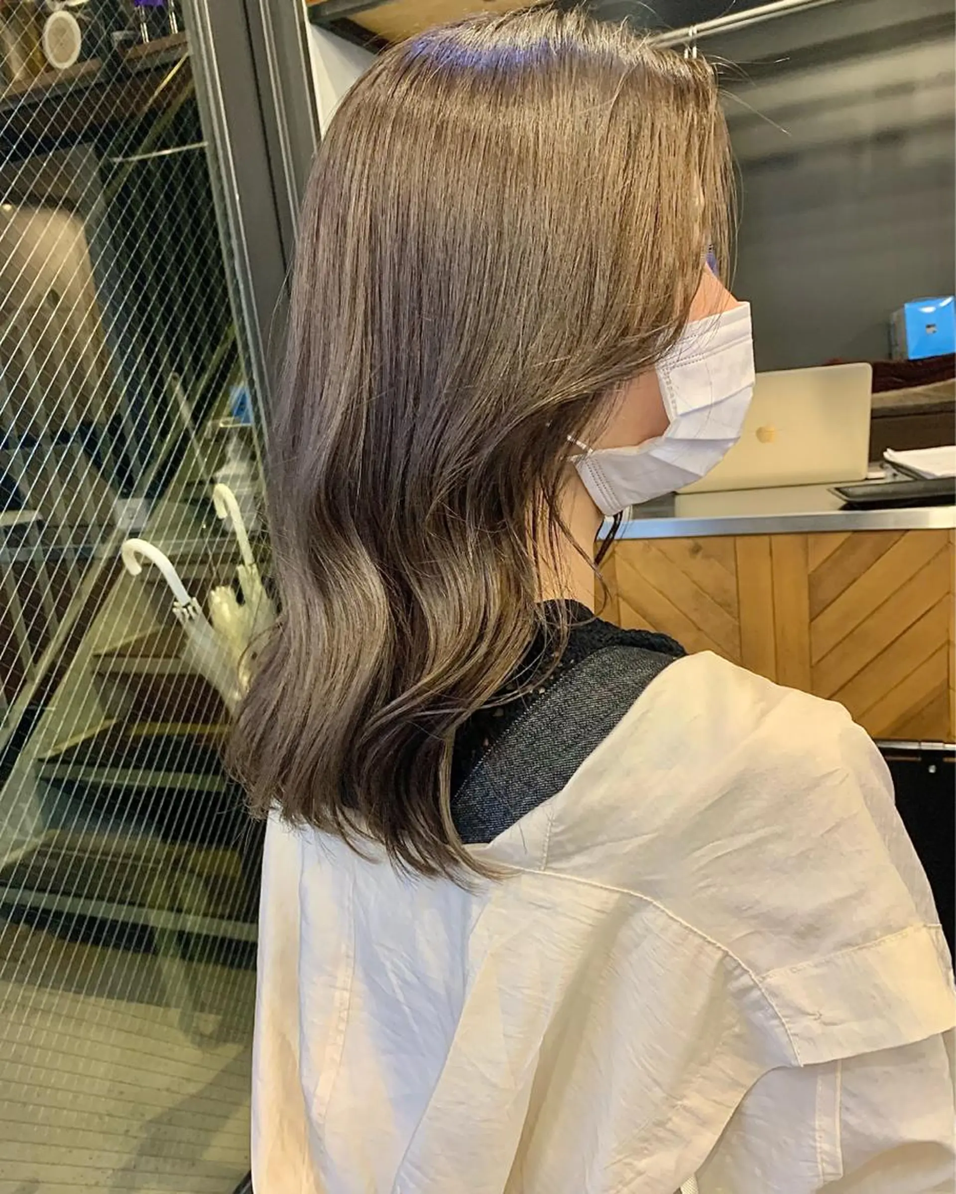 ミディアム カラー ブラウンカラー くすみブラウン 柔らかブラウン/顔周 りレイヤー♡ユウシのヘアスタイル