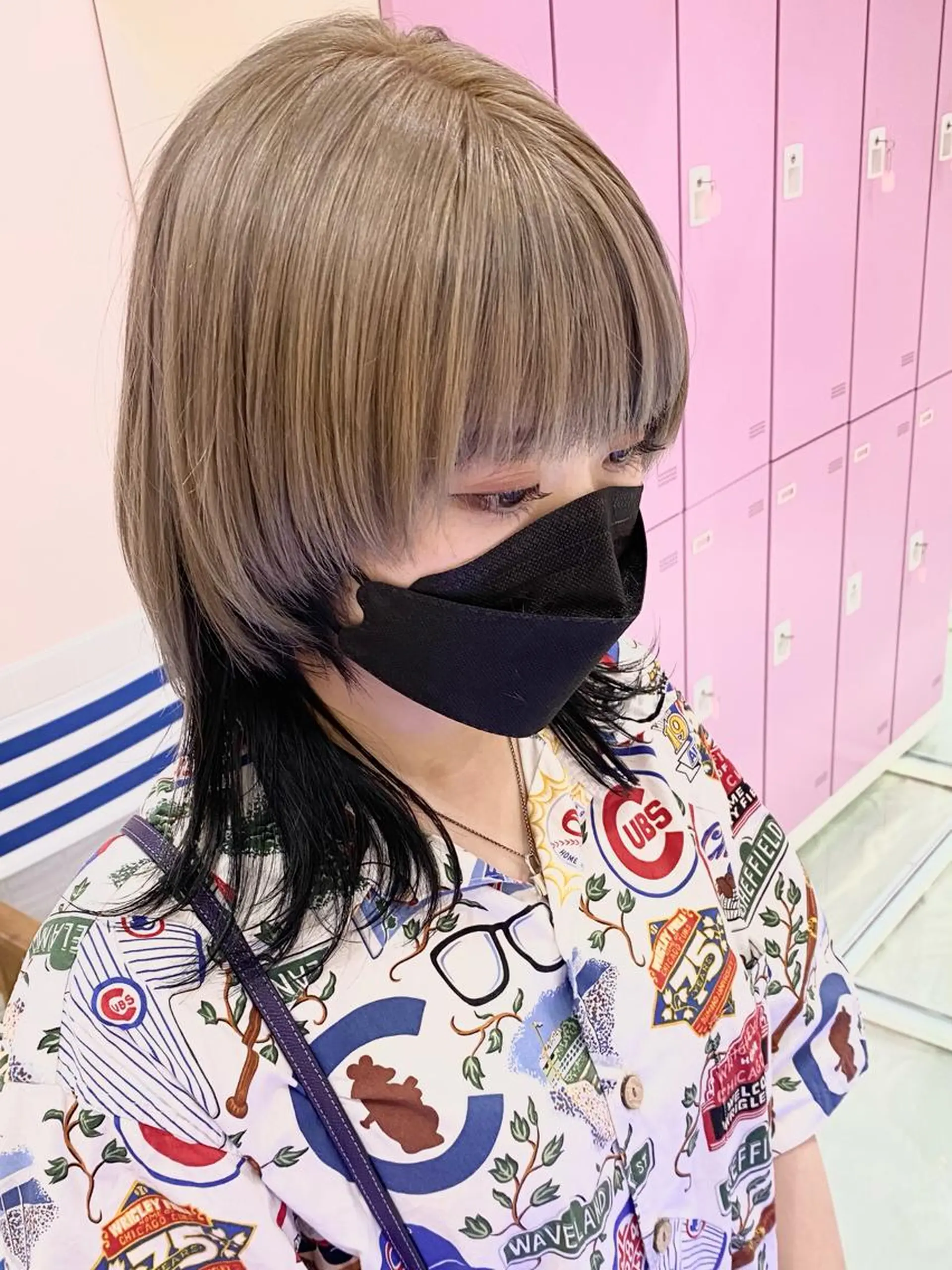 ショート カラー バレイヤージュ ミストバング ベージュカラー ブリーチ ケアブリーチ カット ヘアカラー トリートメント ヘアセット lot横浜所属・🫧tatsuki 🫧“lot 横浜“のヘアスタイル