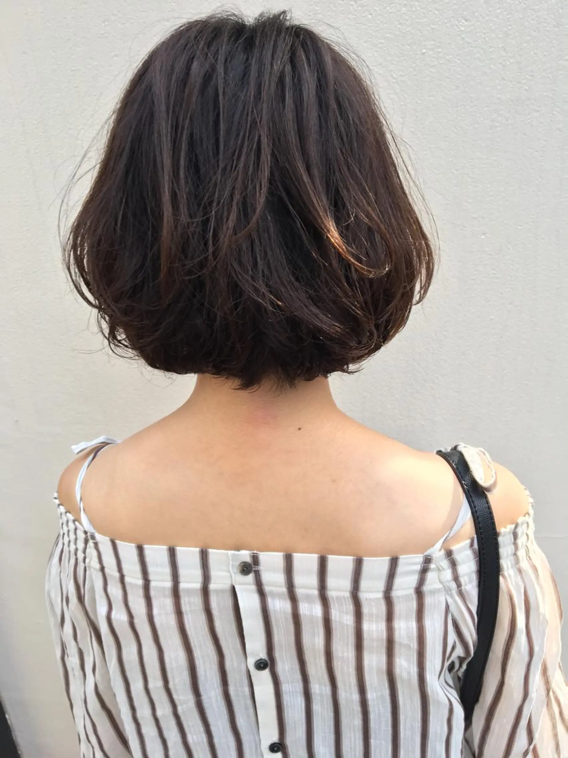 ミディアム パーマ THE DAY所属・AKI HASHIMOTOのヘアスタイル