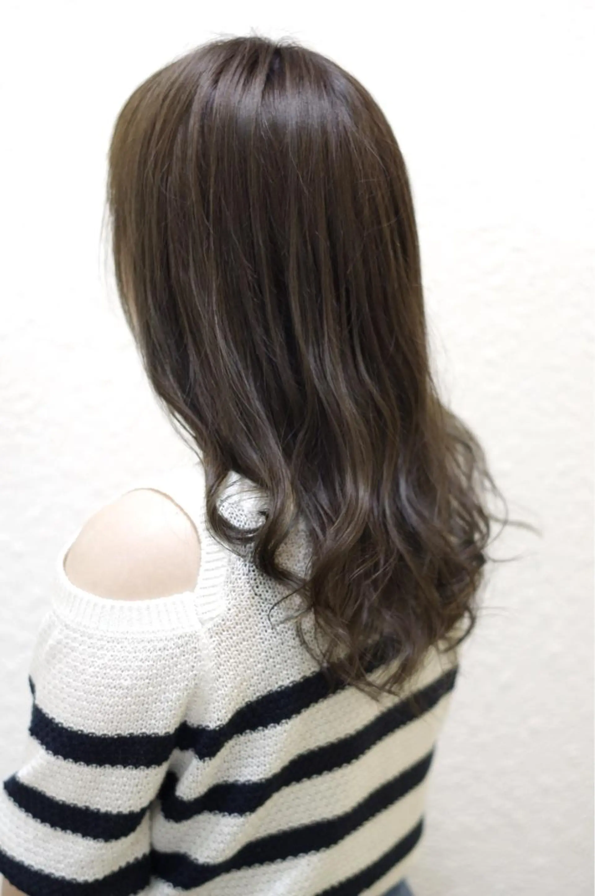 セミロング カラー アッシュ 💎髪質改善💎 デザイナーshinのヘアスタイル