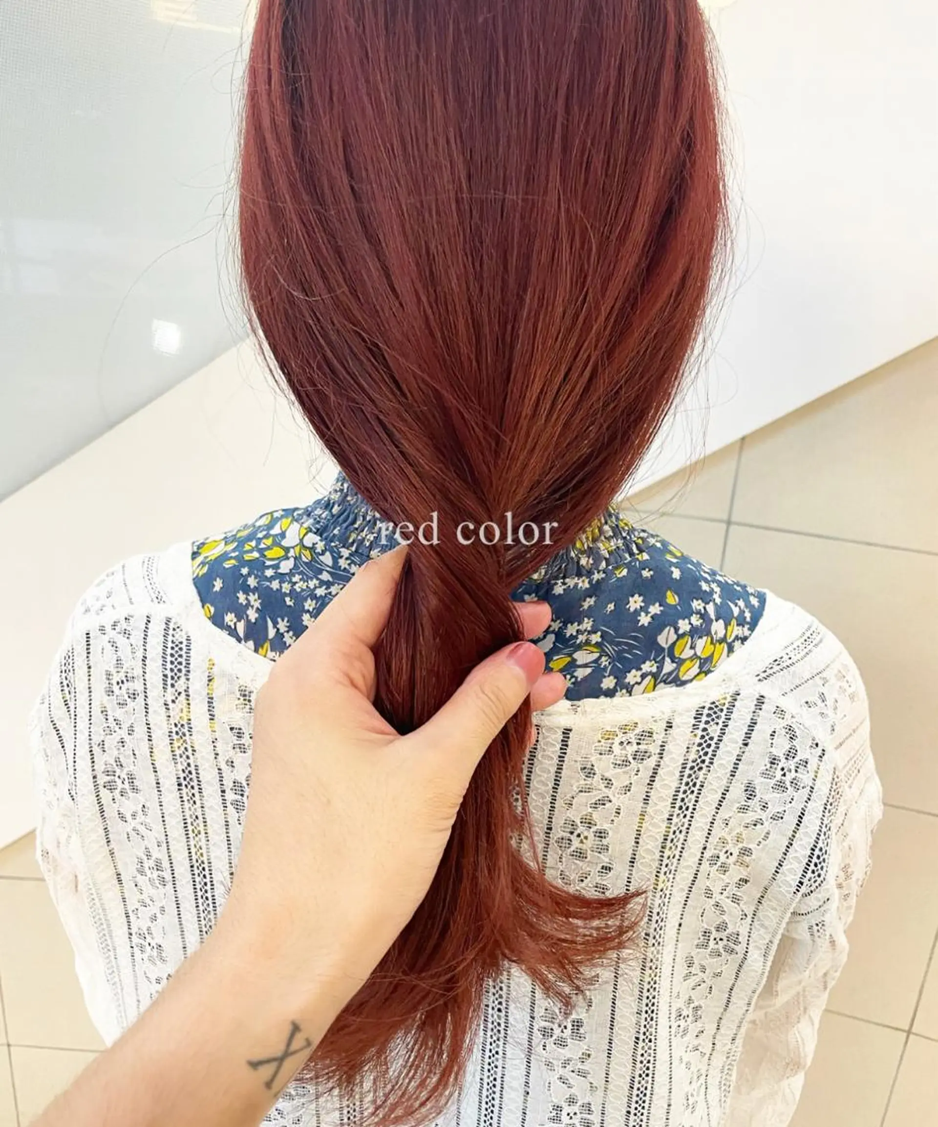 ミディアム カラー ケアブリーチ/ エクステ/レイヤーのヘアスタイル