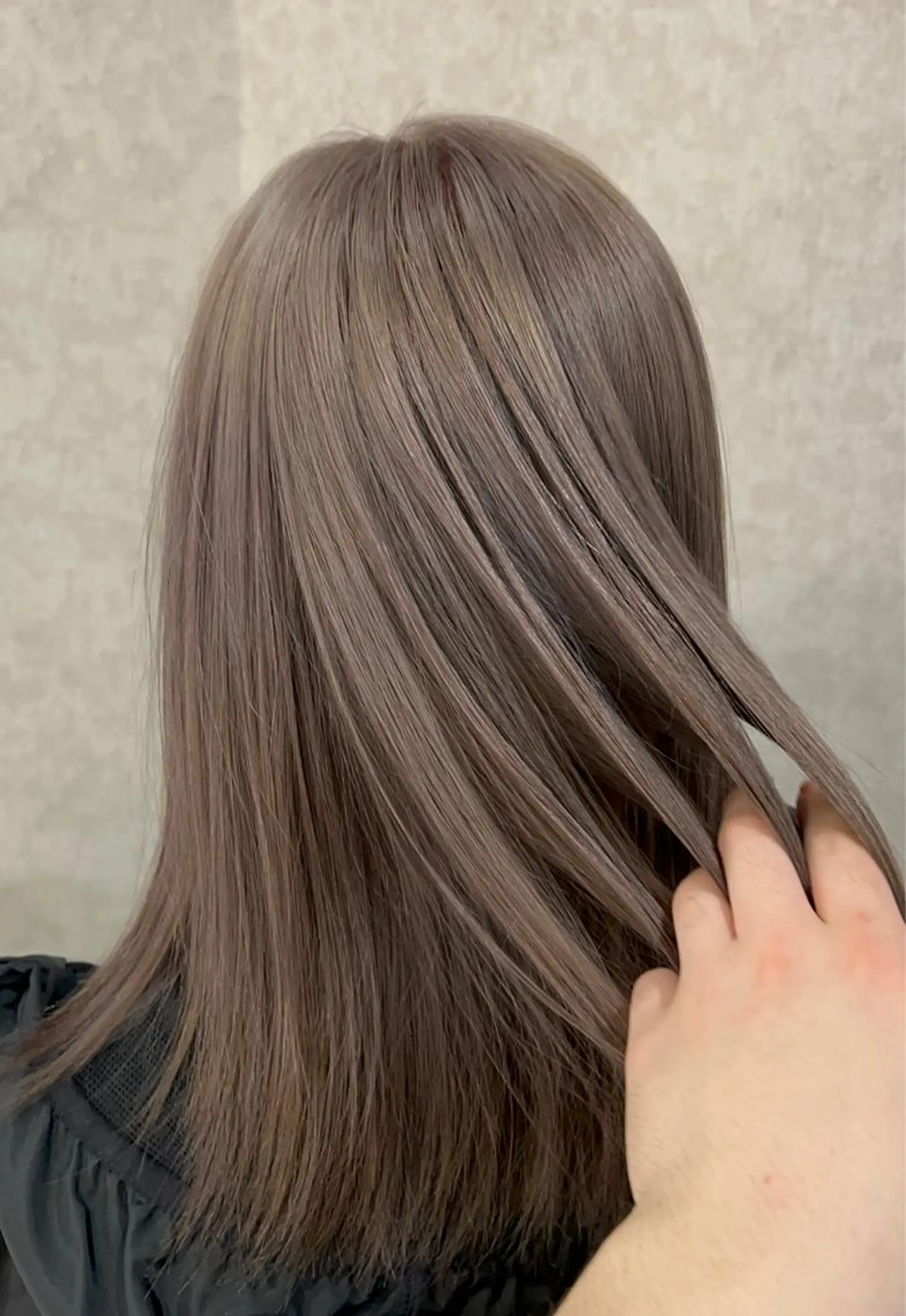 ミディアム カラー グレージュ ブリーチ特化｜メンズ 支持率◎ Takuのヘアスタイル