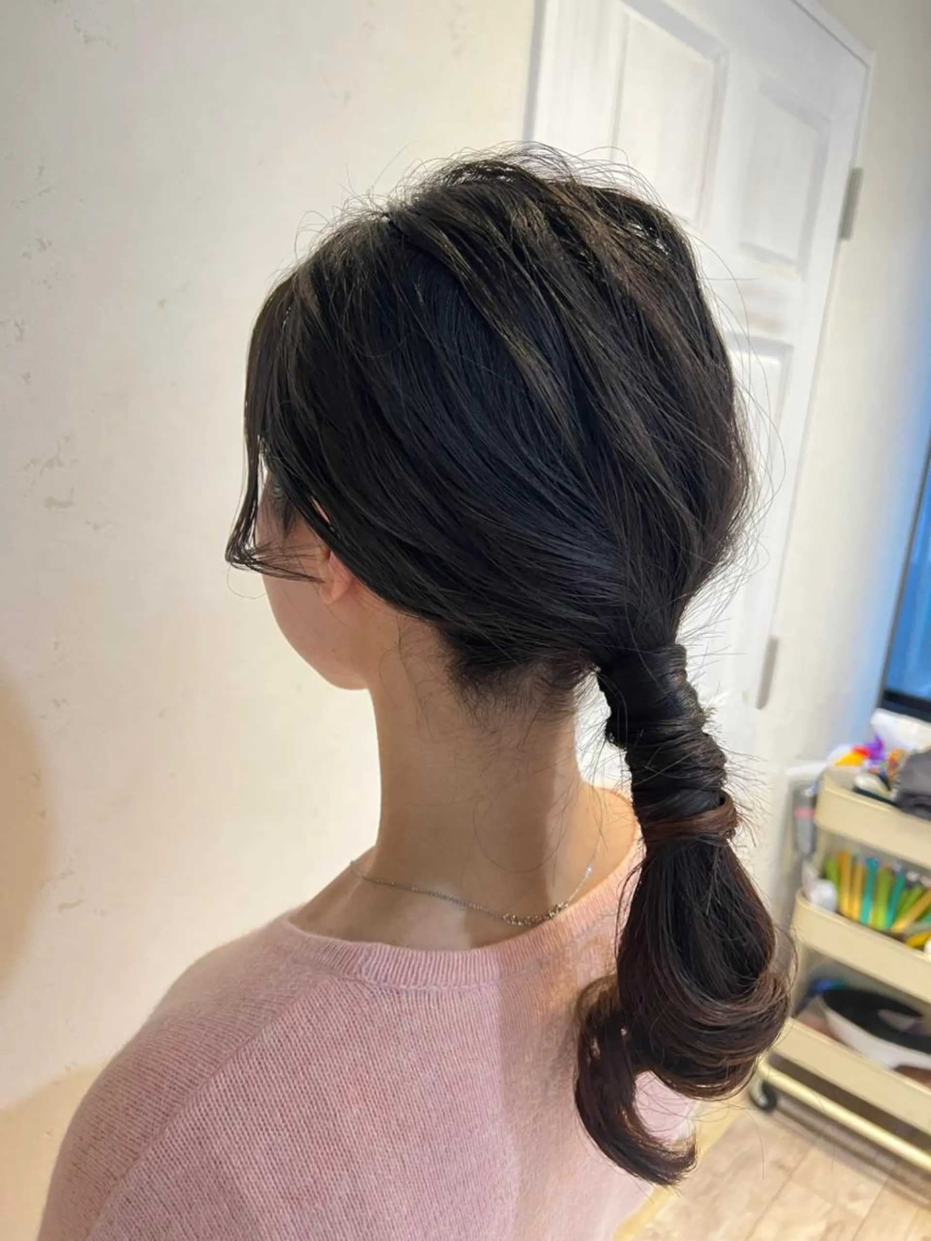 セミロング ヘアアレンジ ポニーテール 人見知りさんでも安心 奥田 里佳子のヘアスタイル