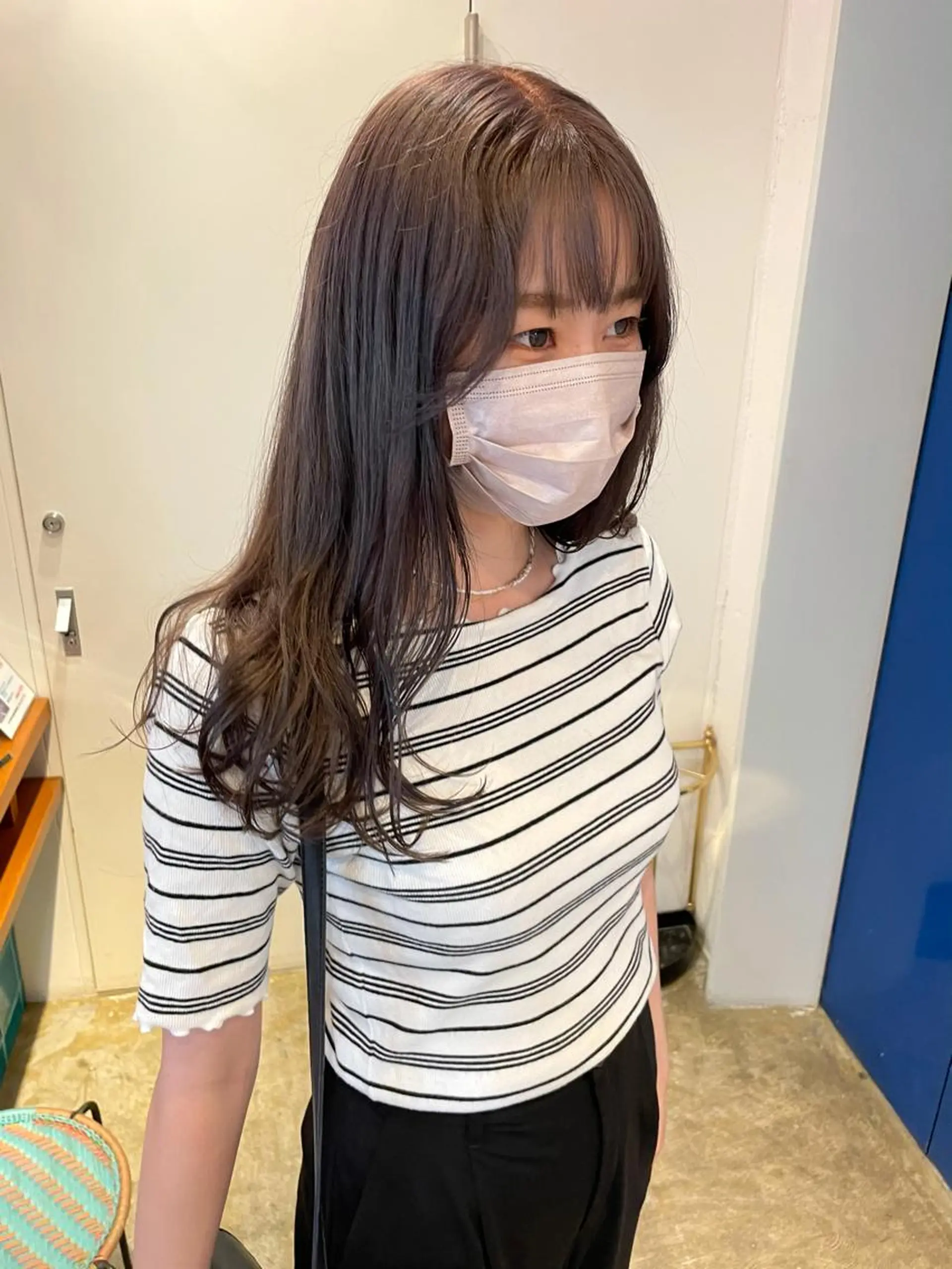 ロング カラー MIOベージュカラー 柔らかいカラーのヘアスタイル