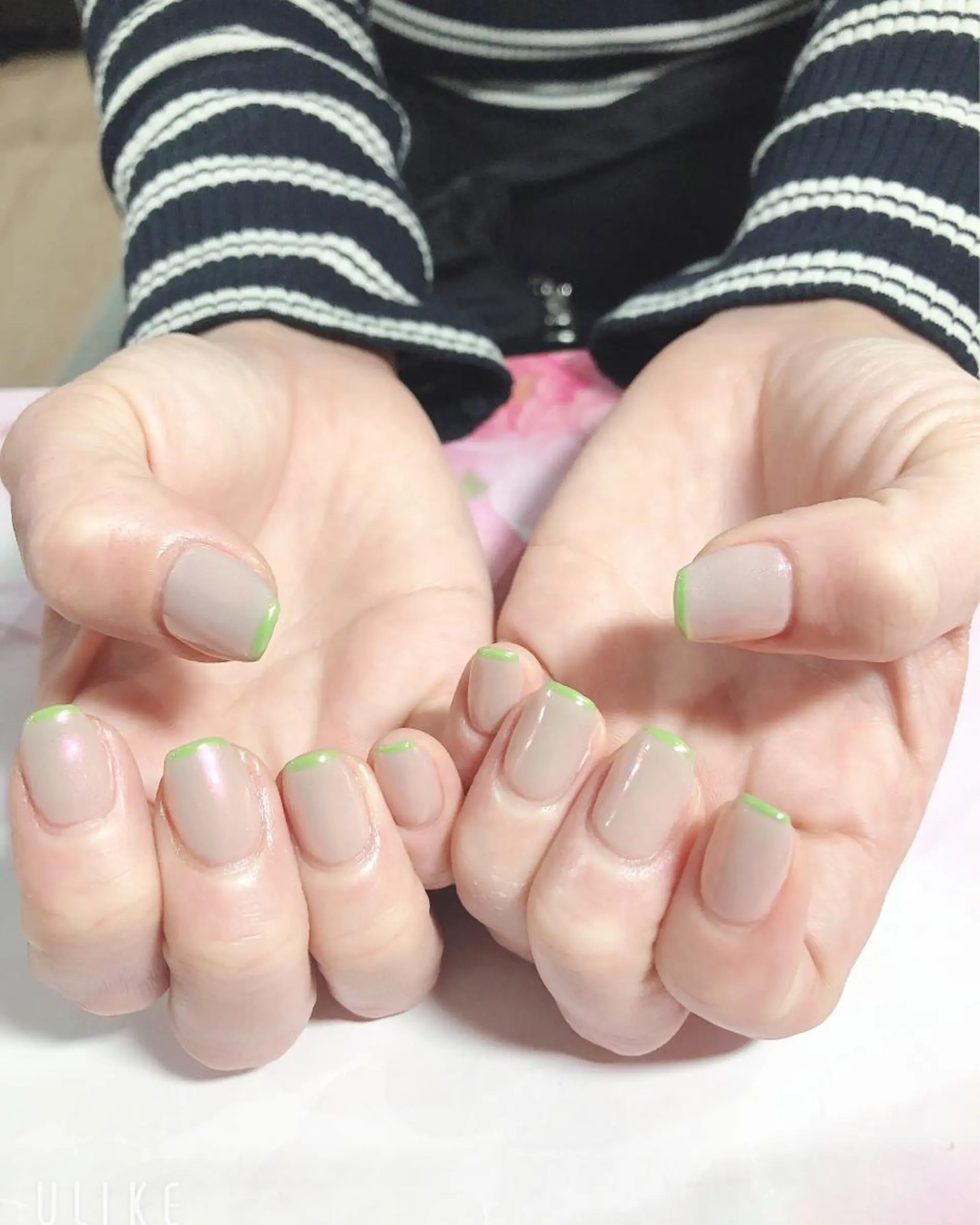 ネイル フレンチネイル ミラーネイル ハンドネイル 吉野✨ ネイルデザイナー✨のネイルデザイン