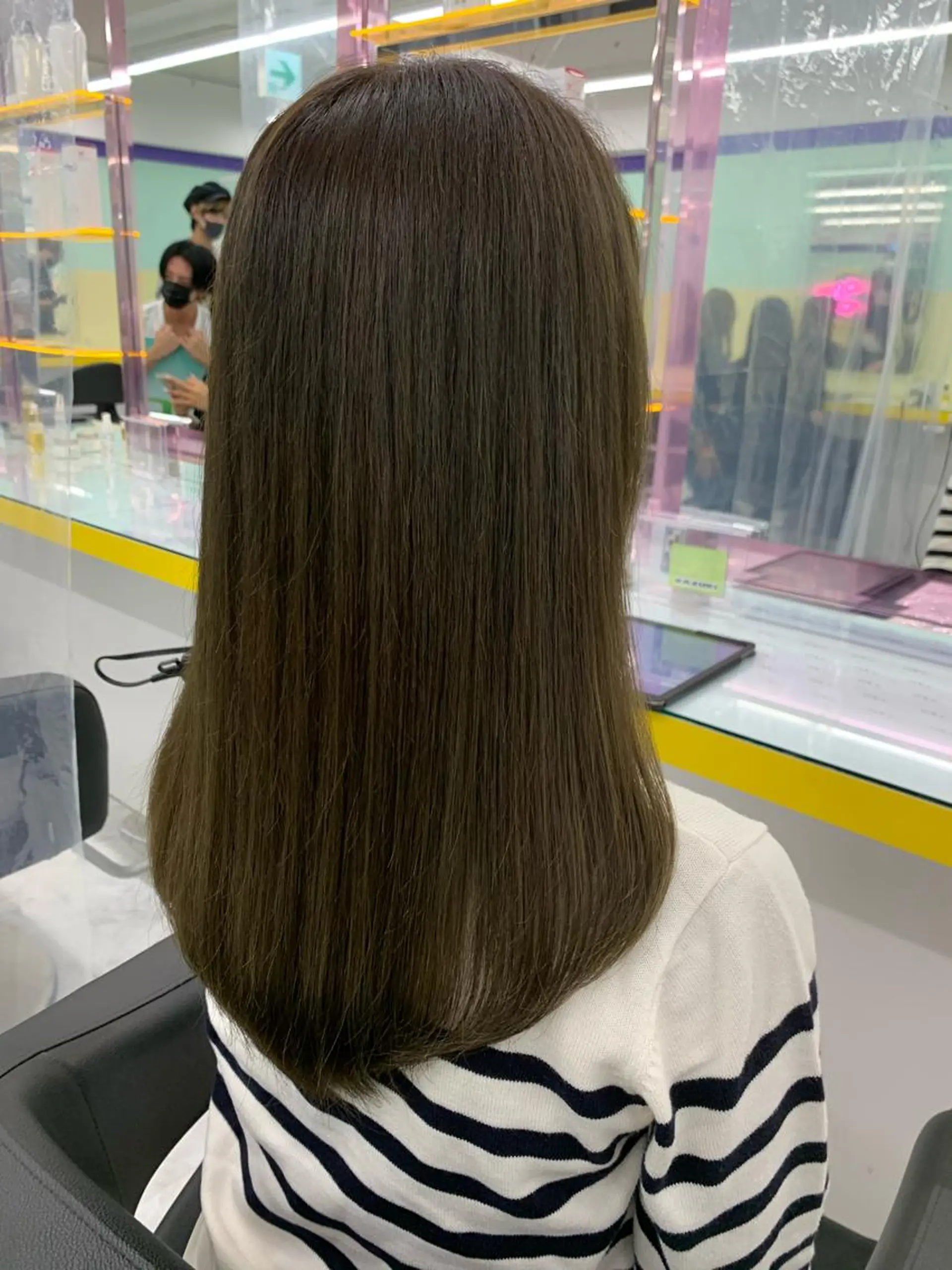 セミロング ヘアカラー I S所属・🌿透明感カラー‪ 縮毛矯正✨かずきのヘアスタイル