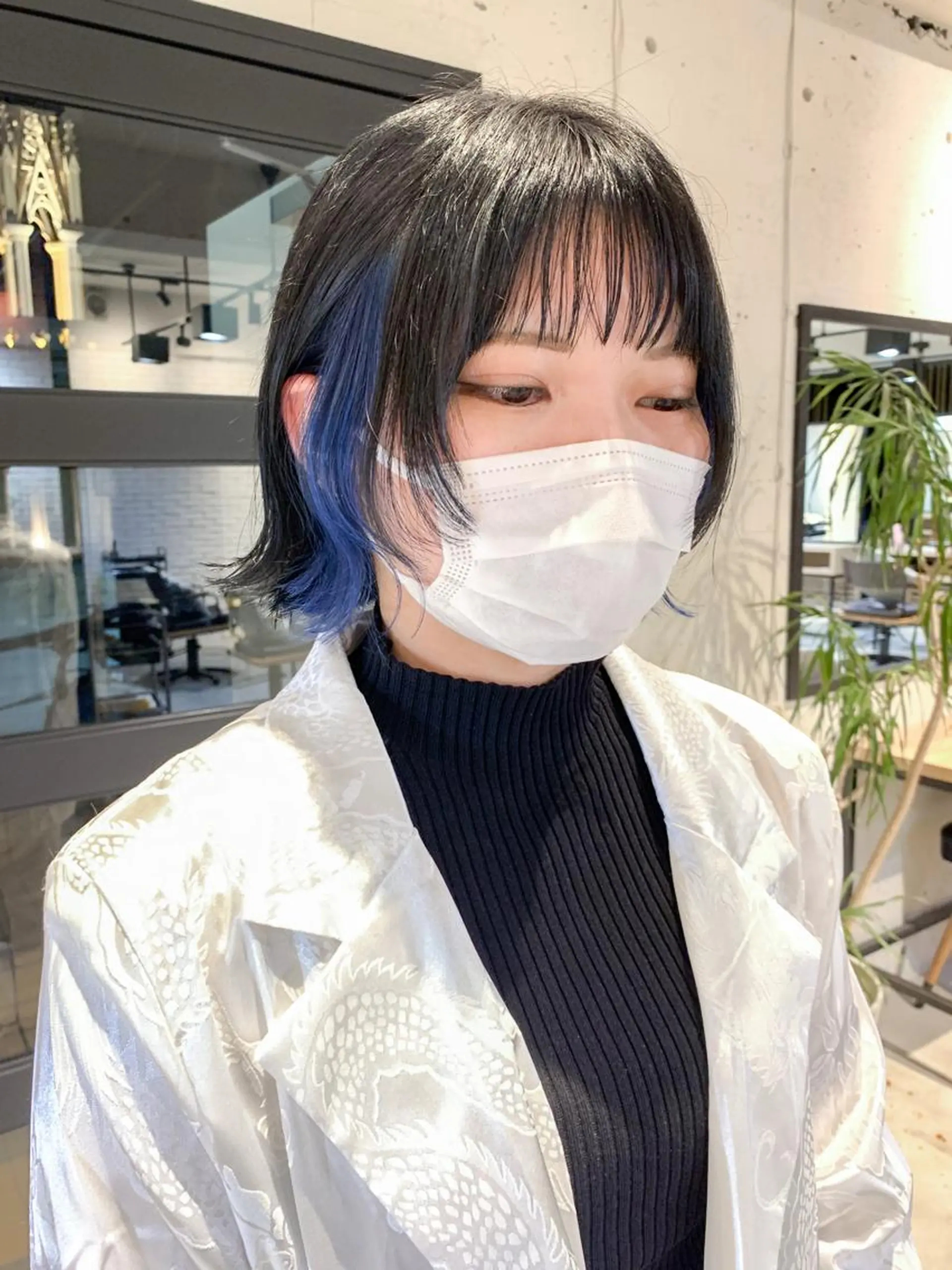 ショート カラー ヘアアレンジ ボブ 外ハネヘア ヘアカラー トリートメント yuka .のヘアスタイル