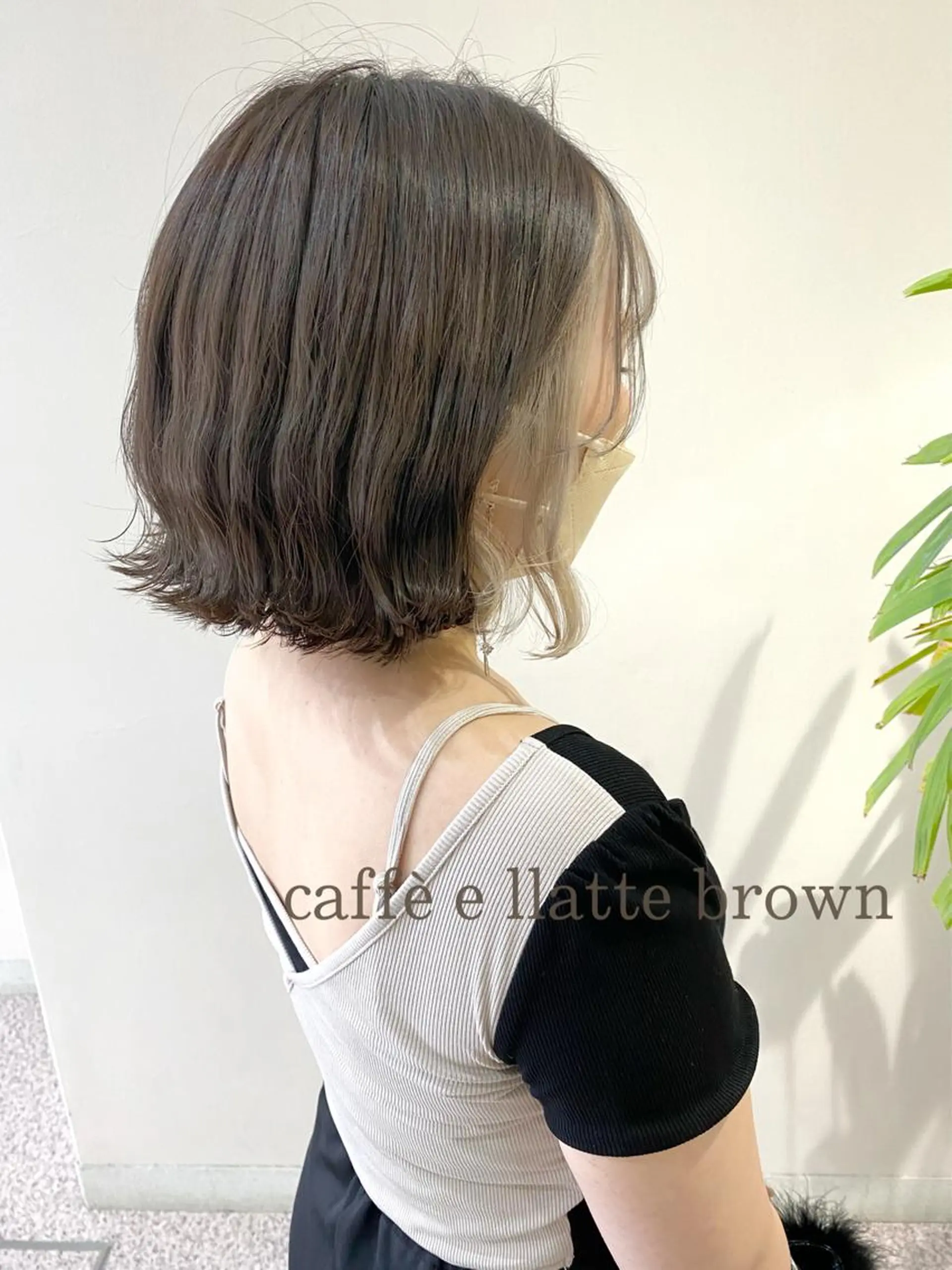 ミディアム カラー clomus所属・YUKA艶髪 🌸寛ぎ部屋のヘアスタイル