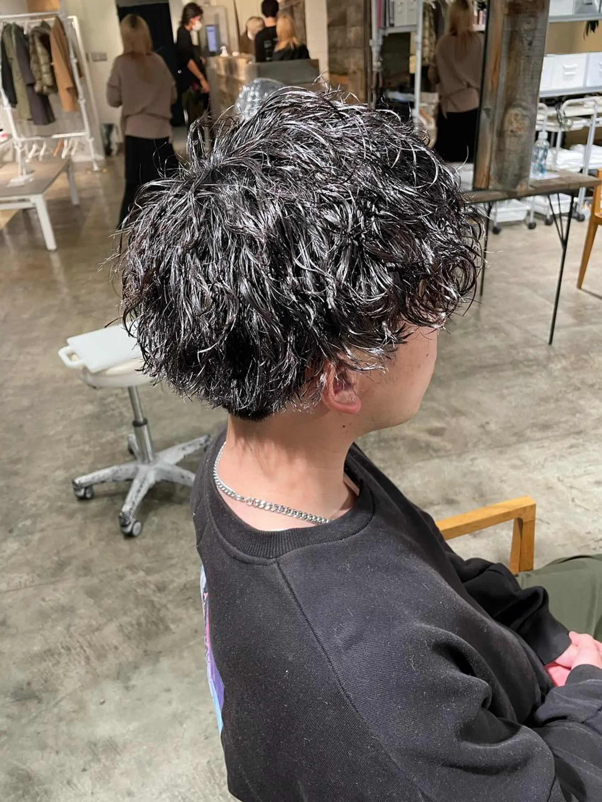 ショート パーマ メンズ メンズパーマ メンズスパイラルパーマ スパイラルパーマ カット パーマ ハイトーン/レイヤー /ケアブリーチ石川治のヘアスタイル