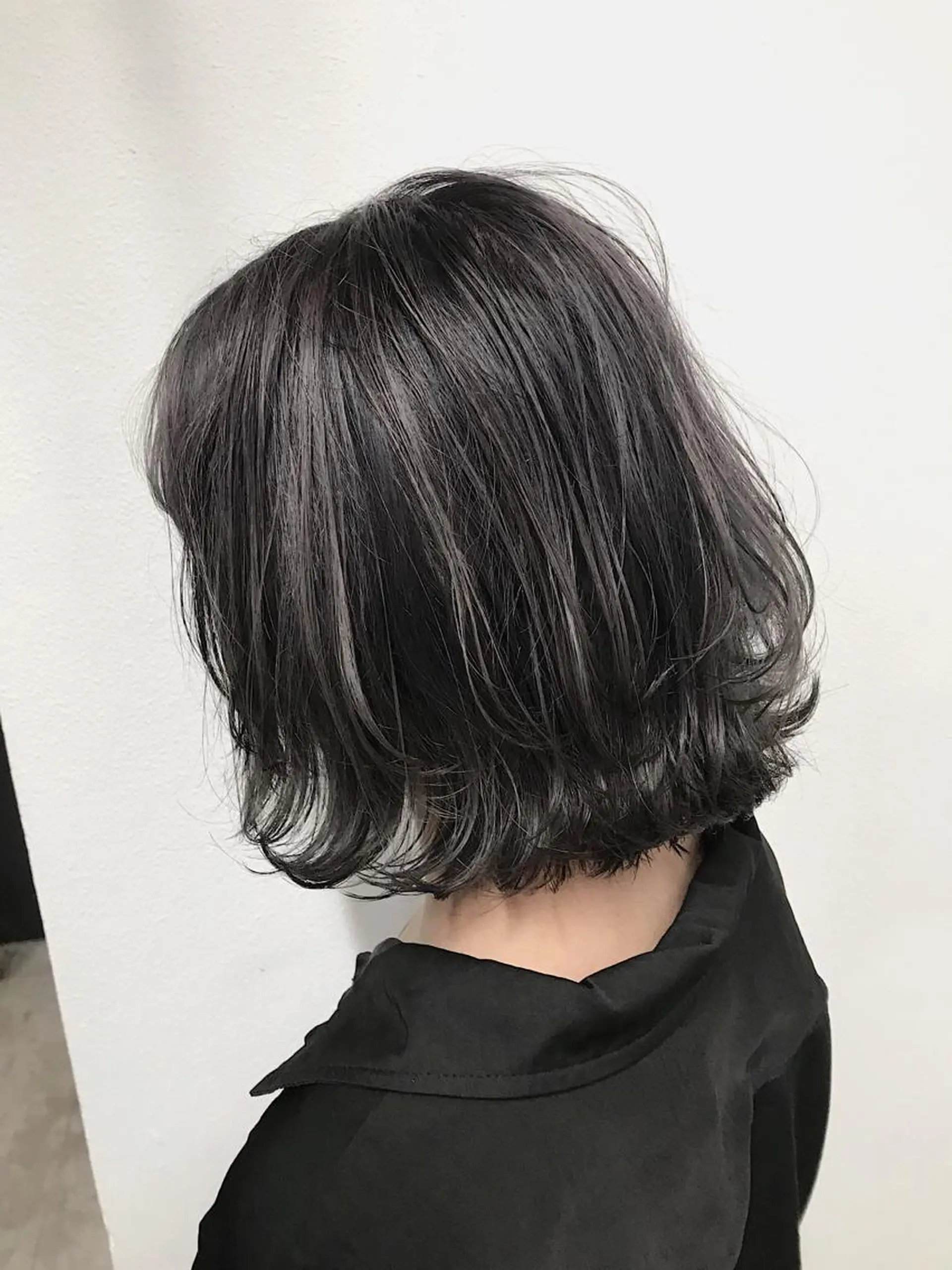 ミディアム カラー アッシュ アッシュグレー アッシュグレージュ グレージュ カット ヘアカラー トリートメント lani 天神大名/ブリーチのヘアスタイル